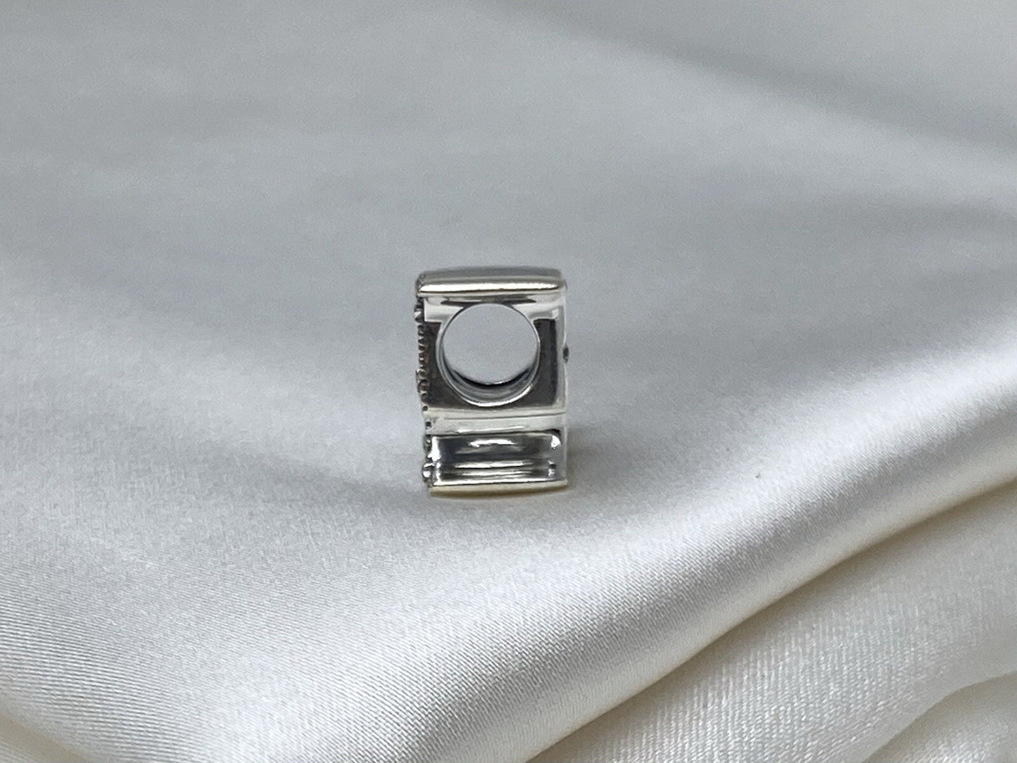 Abalorio Zodíaco Capricornio Pandora Plata de Ley 925 Circonita Cúbica Brillante