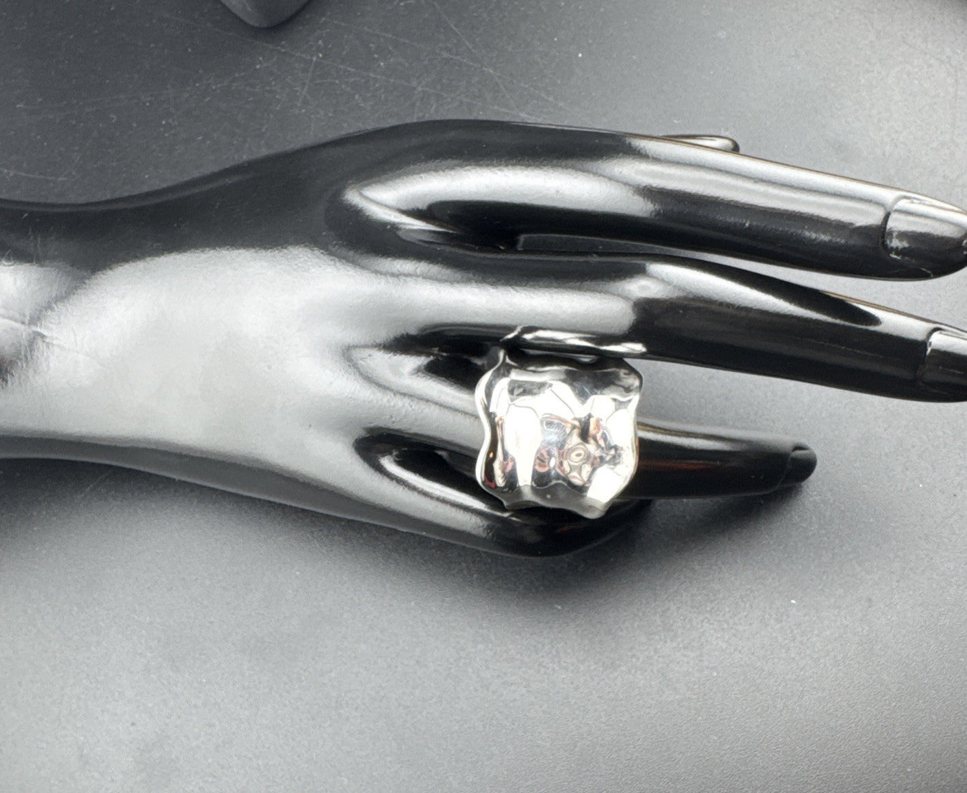 Anillo de plata 925 tailandés con onda ondulada 3D, tamaño 7,75 (24,24 mm), 8,4 gramos, diseño llamativo