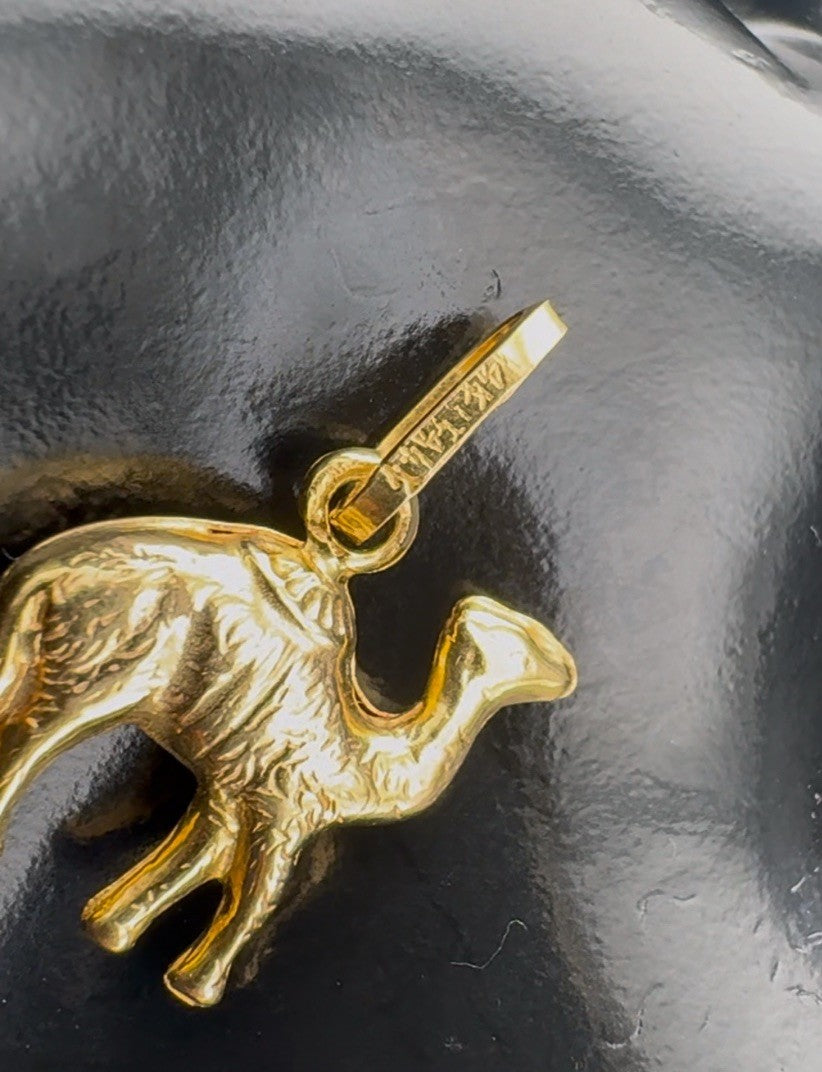 Vintage 14K Yellow Gold 3D Camel Pendant Charm 1.7 Grams 14x20mm Made In Italy