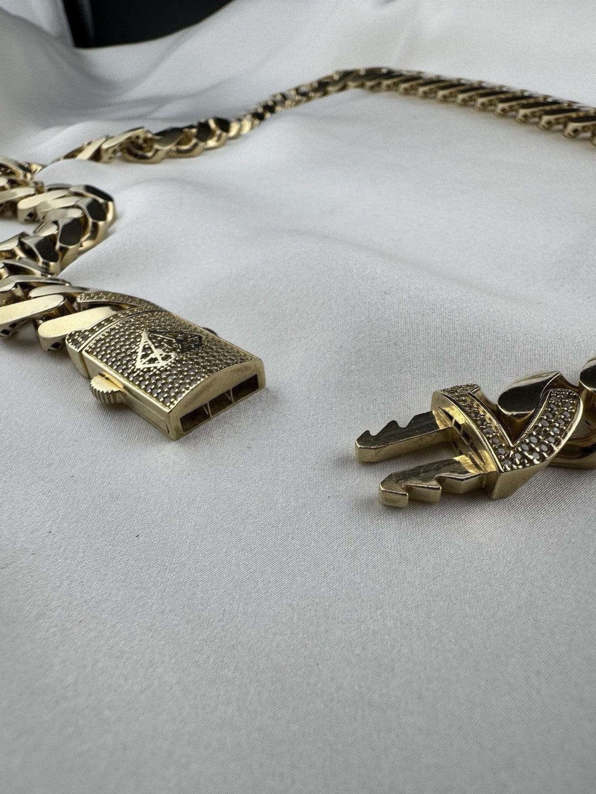 14K Yellow Gold Miami Cuban Link Chain Necklace 14.7mm 24.5 76.4 Gram Semi-Solid