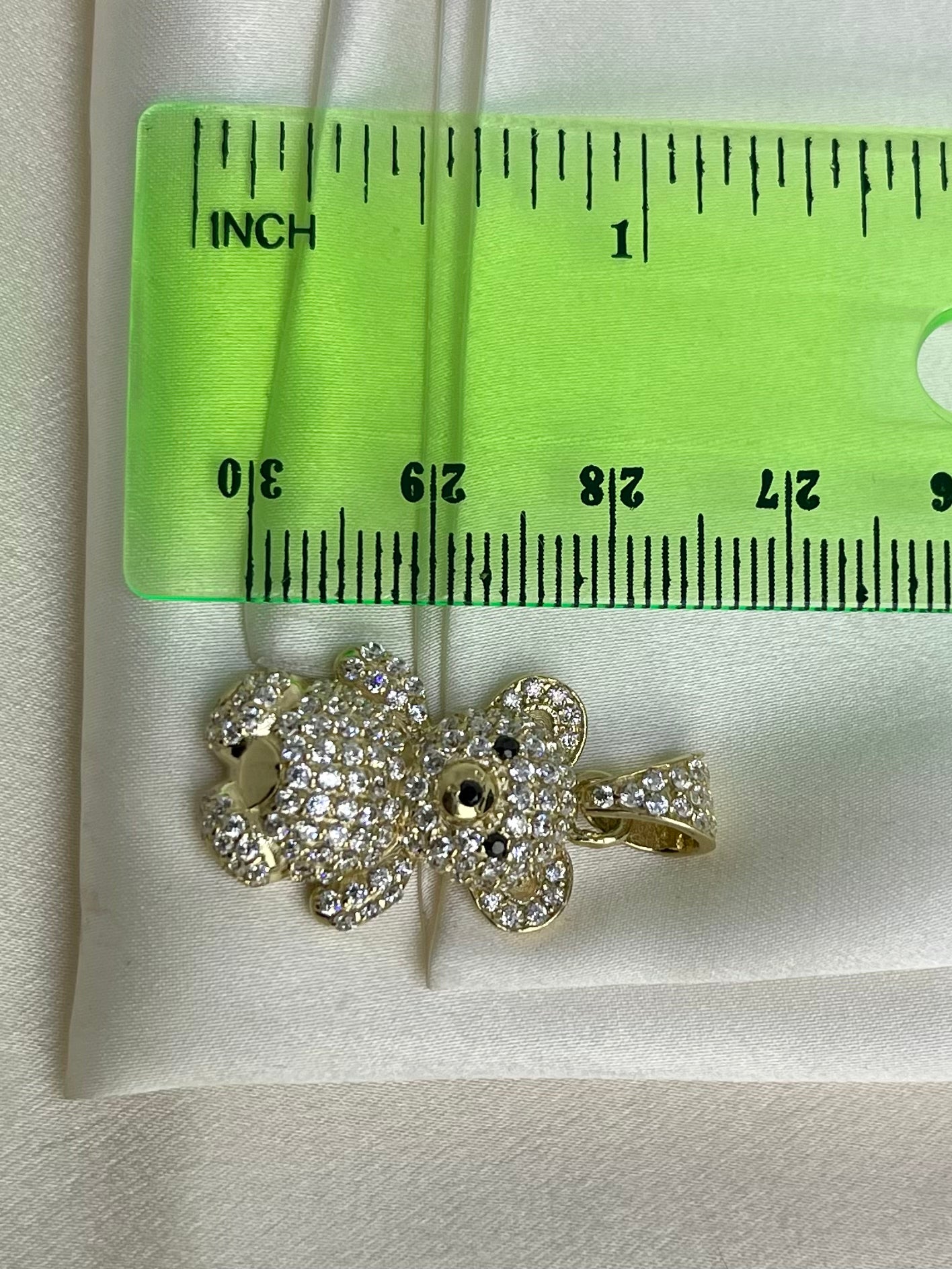 Beltran Jewelry Colgante de oso de peluche de oro de 14 quilates con circonita cúbica y diamante negro de 1.181 x 0.630 in
