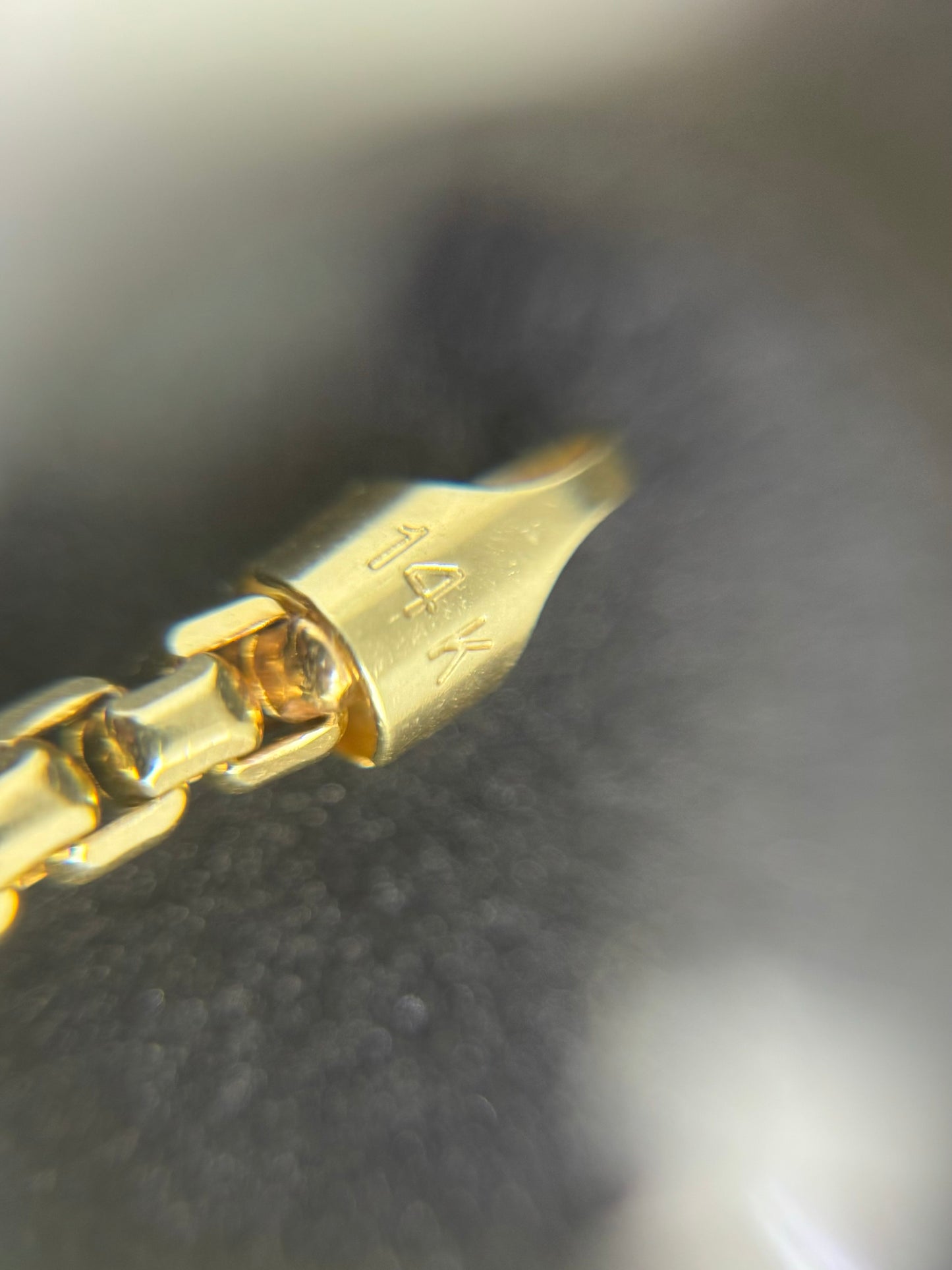 Classic Box Chain: 14k Gold, 16g, 22in Length, 3.47mm Width