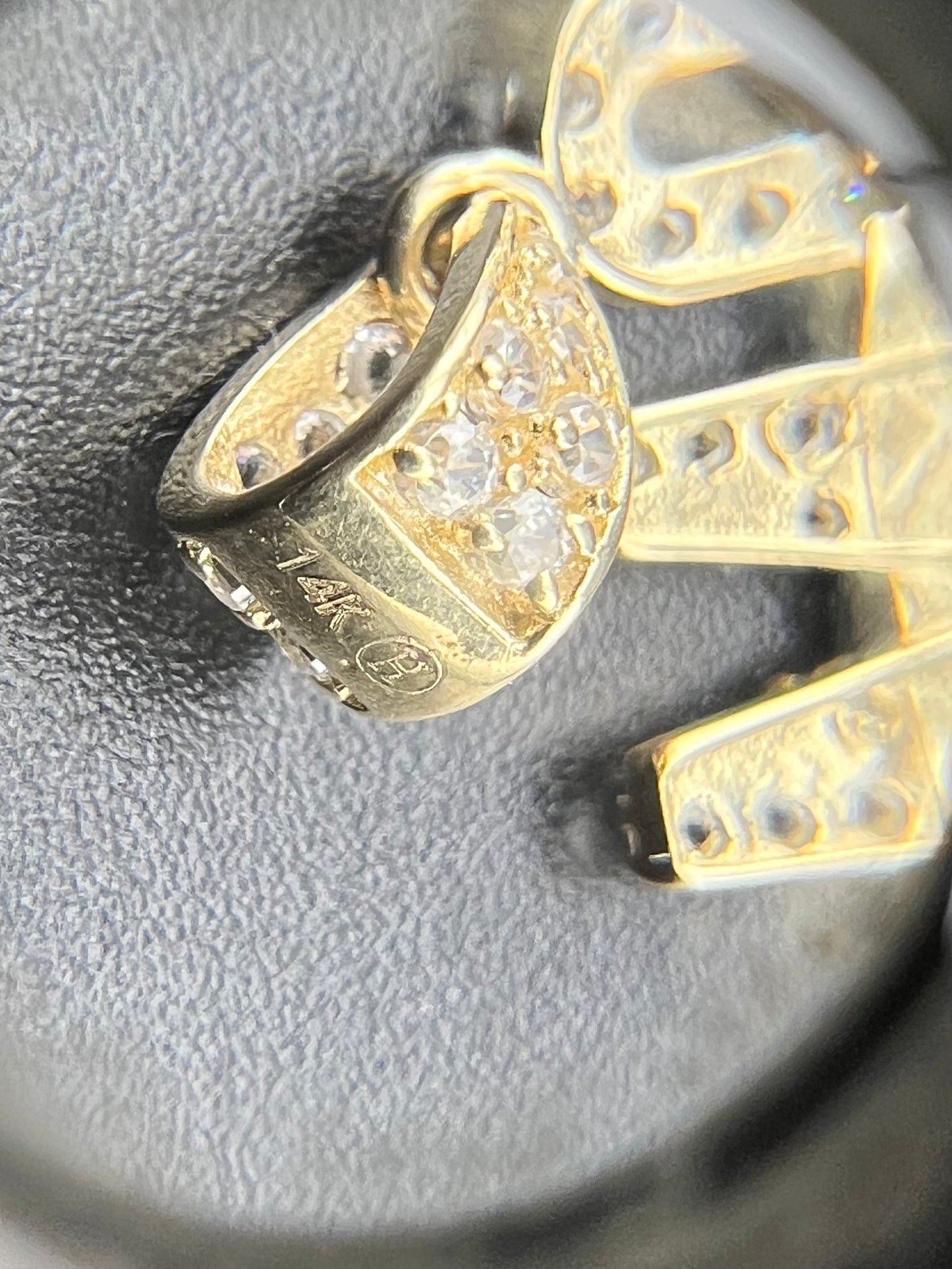 Colgante inspirado en la República Dominicana de oro amarillo de 14 k - DOM REP