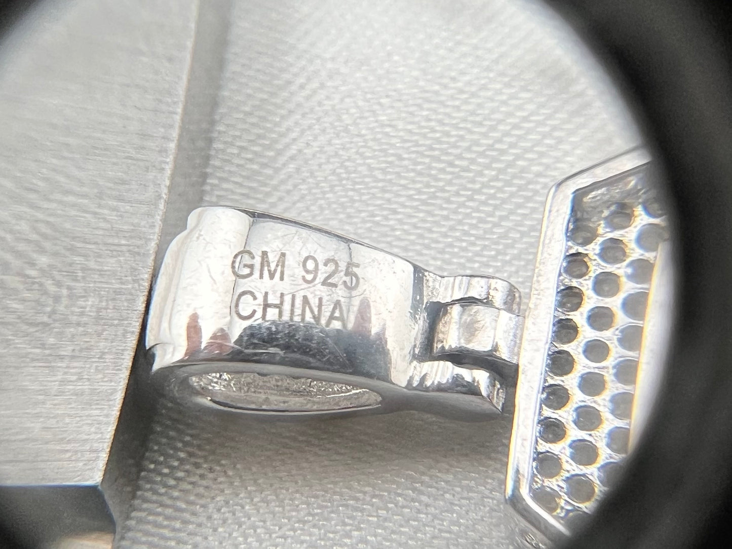 Colgante con G mayúscula de plata de ley 925: 15,66 x 30,32 mm con diamantes CZ completos