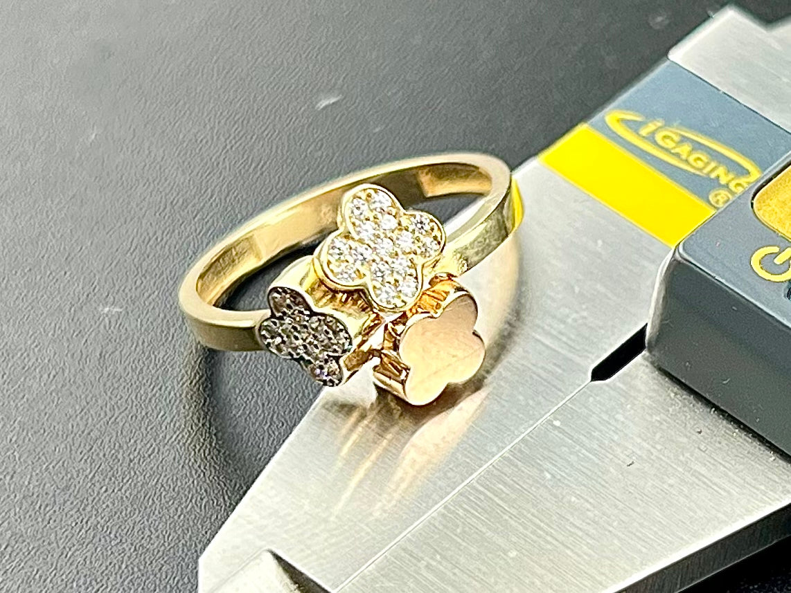 14k Yellow Gold 3-Leaf Clover Ring with CZ Diamond Accents - Size 6