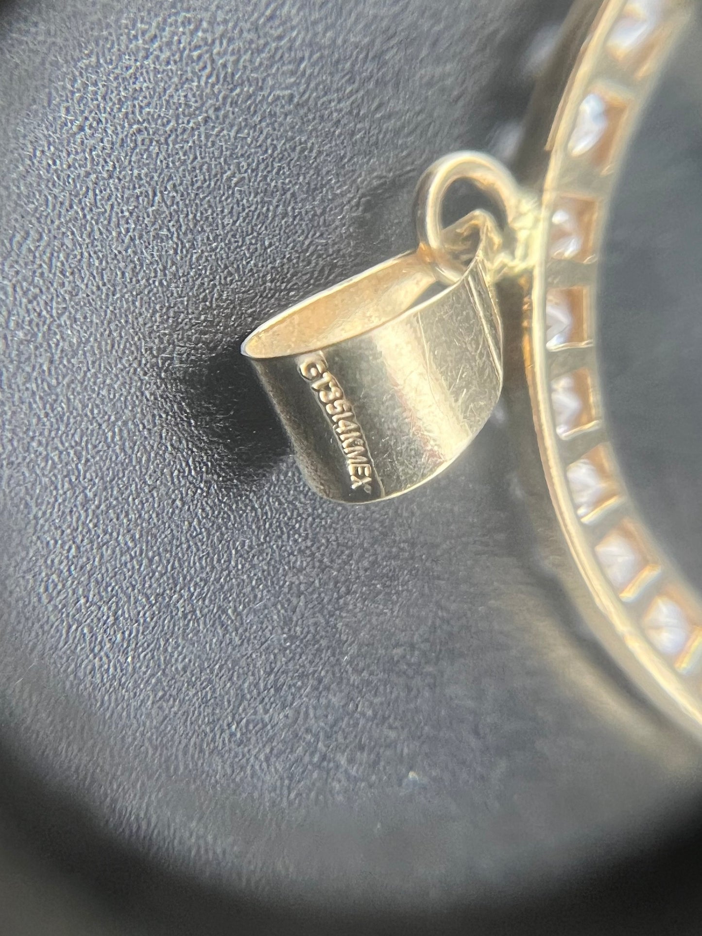 Colgante de mapa mexicano de oro amarillo de 14 k con círculo de diamantes CZ de 33,55 mm