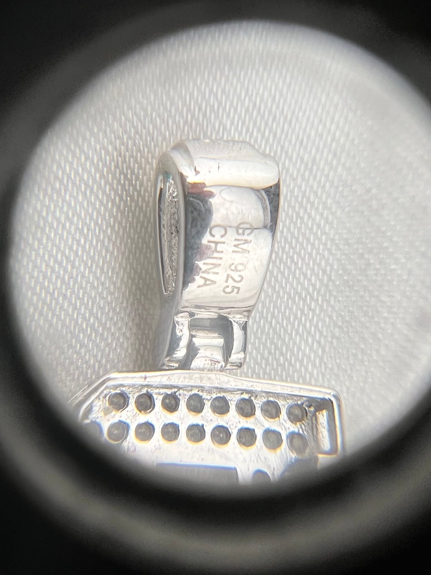 Colgante de plata de ley 925 con circonita cúbica y diamante en letra mayúscula P, 30,19 x 13,73 mm