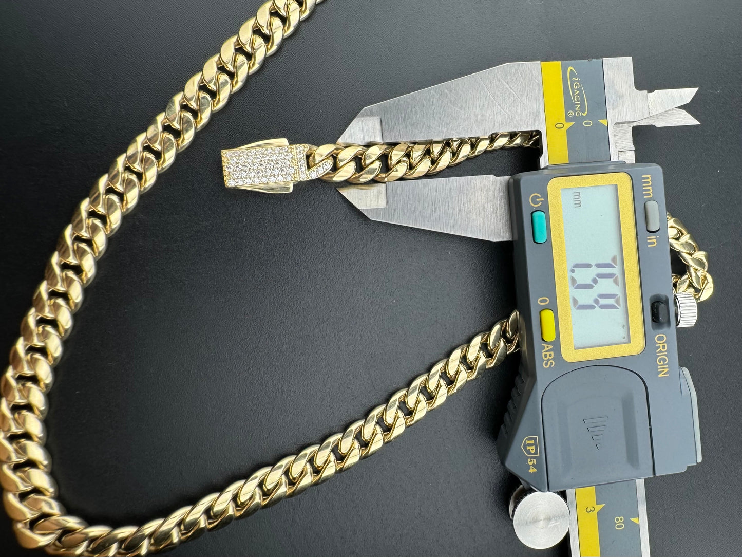 14K Yellow Gold 17.9 Grams Miami Cuban Link Chain 7.59mm Necklace W CZ 18.50in