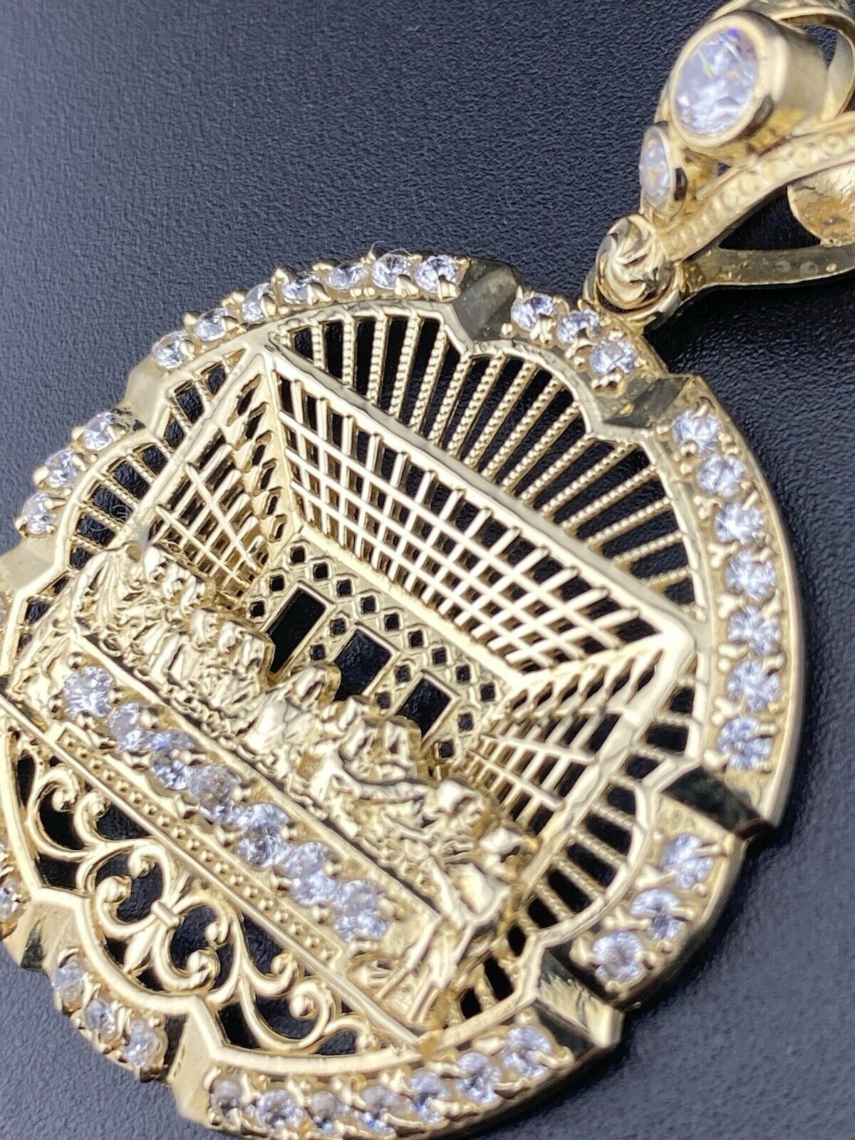 14K Yellow Gold 3D Last Supper Church Pendant 7.9G CZ Glamour Large 46x34mm