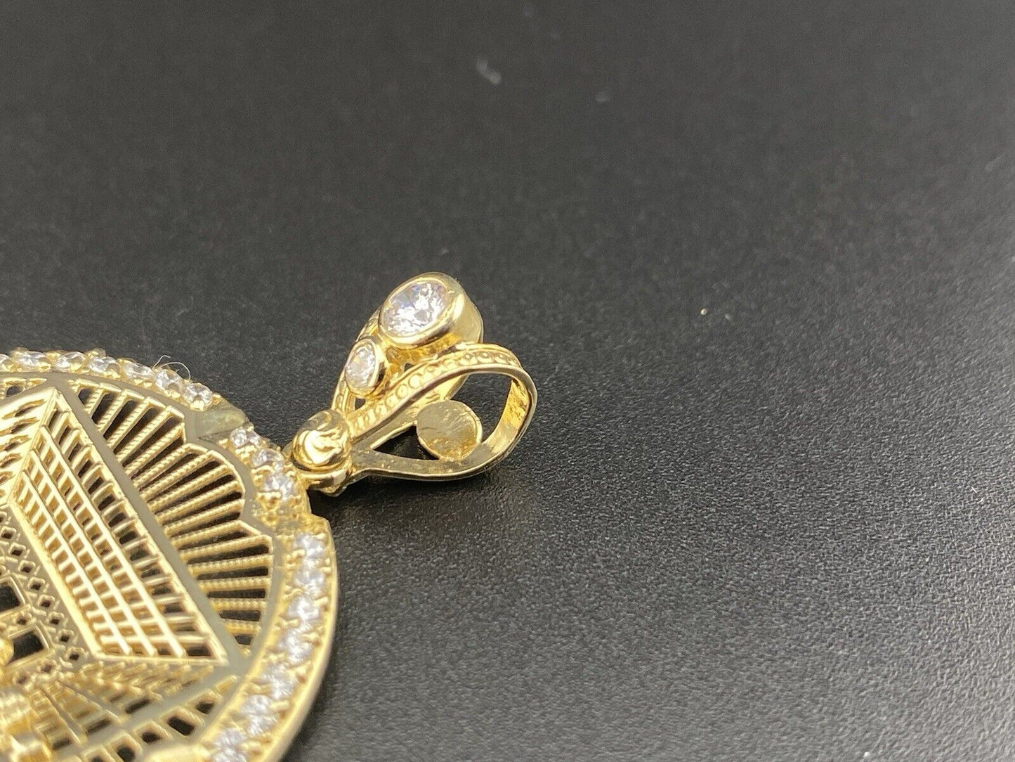 14K Yellow Gold 3D Last Supper Church Pendant 7.9G CZ Glamour Large 46x34mm