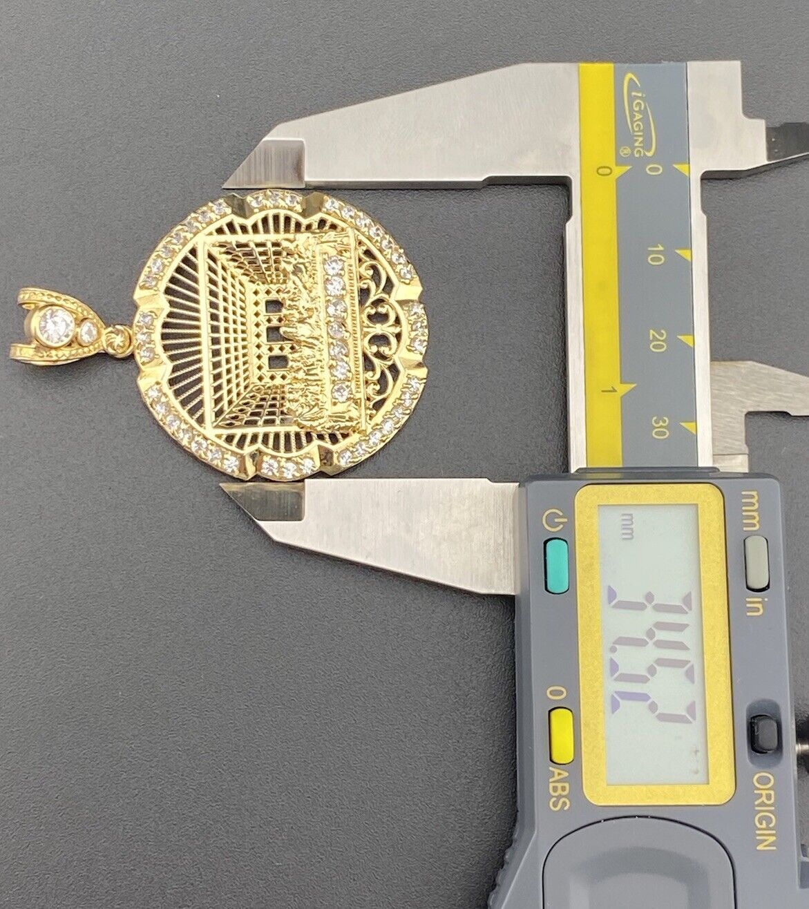 14K Yellow Gold 3D Last Supper Church Pendant 7.9G CZ Glamour Large 46x34mm