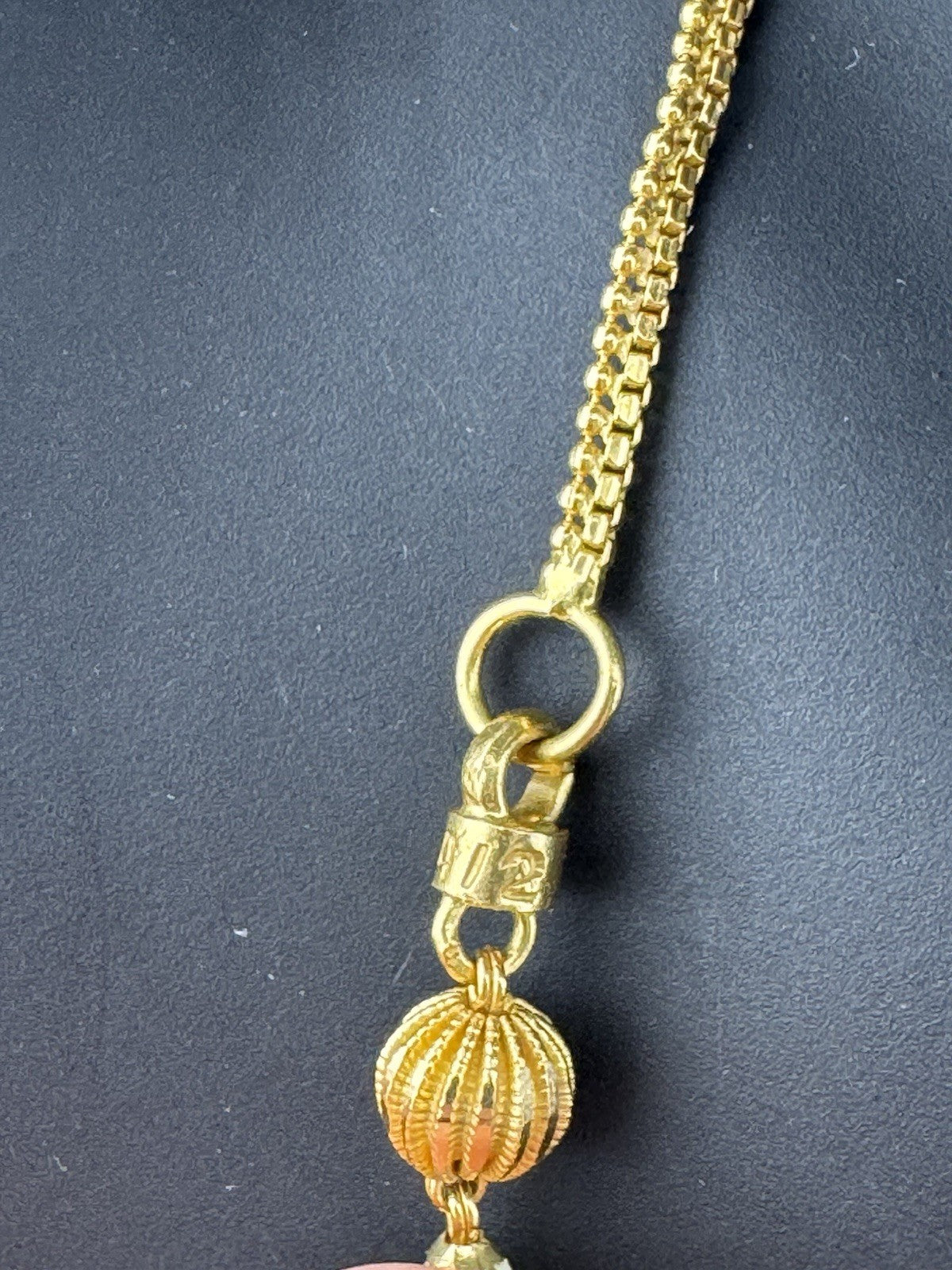 Vintage 22K Yellow Gold Beaded Necklace 5.83mm 17.5 Inch 17.8G Victorian Charms