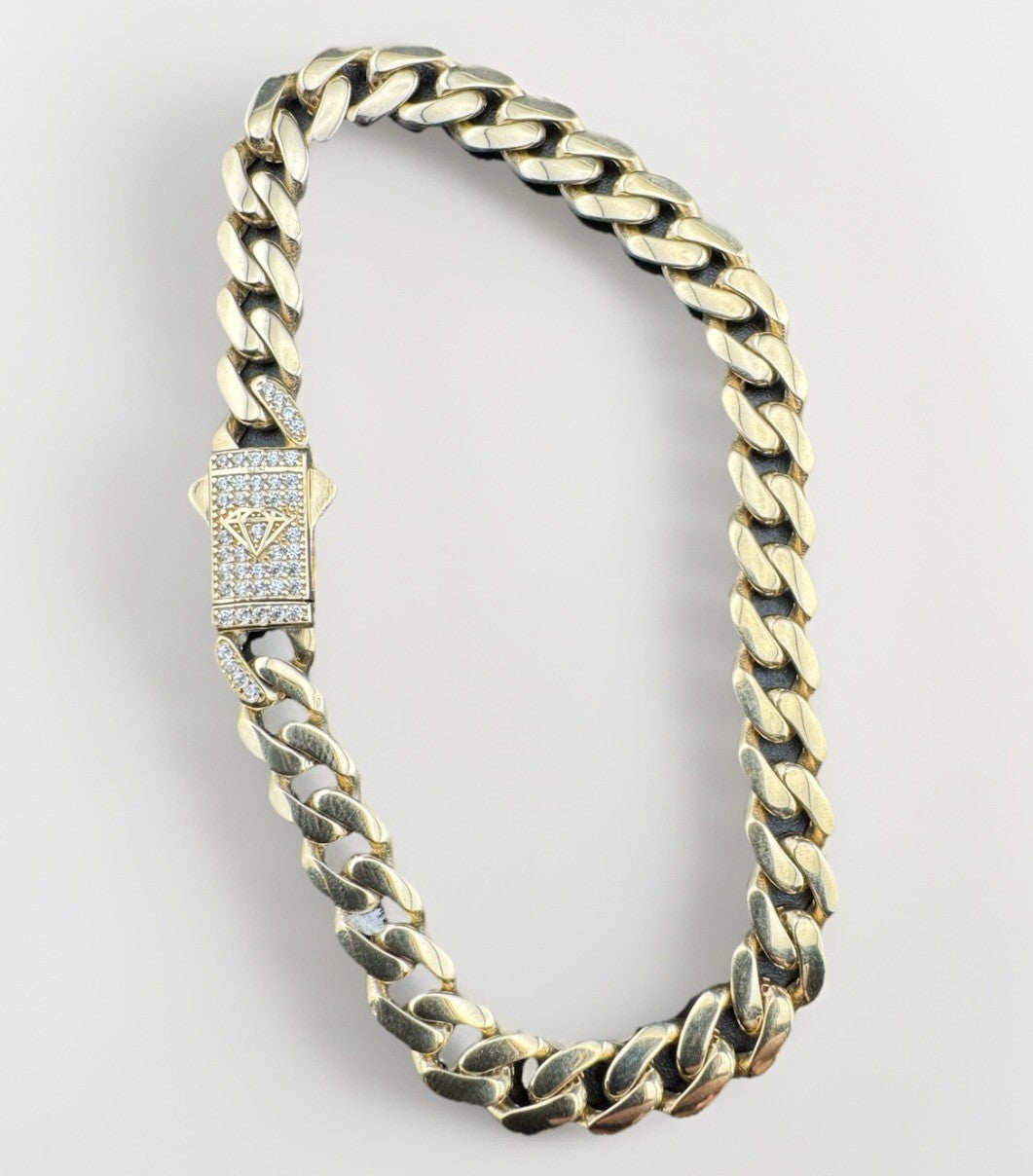 Pulsera cubana de oro de 14K Miami 7.5in 6.70mm 9.6G con emblema de circonita cúbica, cierre de seguridad con pulsador