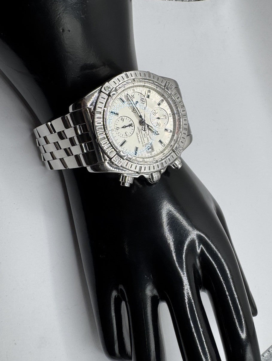 Breitling Chronomat Evolution A13356 Reloj automático para hombre con esfera plateada de 44 mm