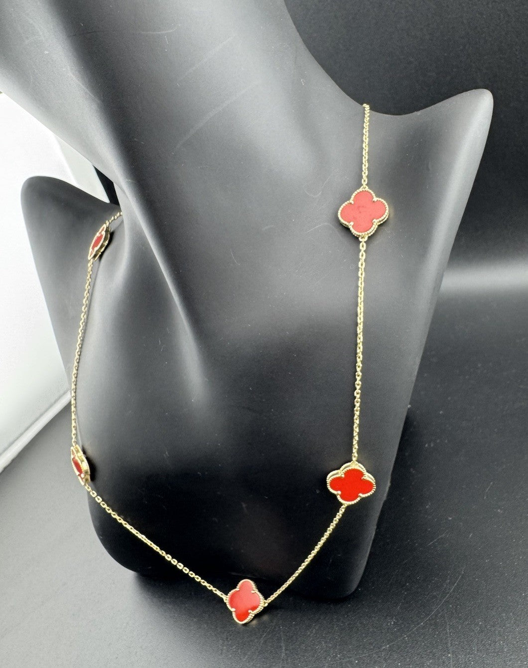 14K Gold Carnelian Sim Stone Lucky Clover Necklace 19.2in Adj 7.3 Gram