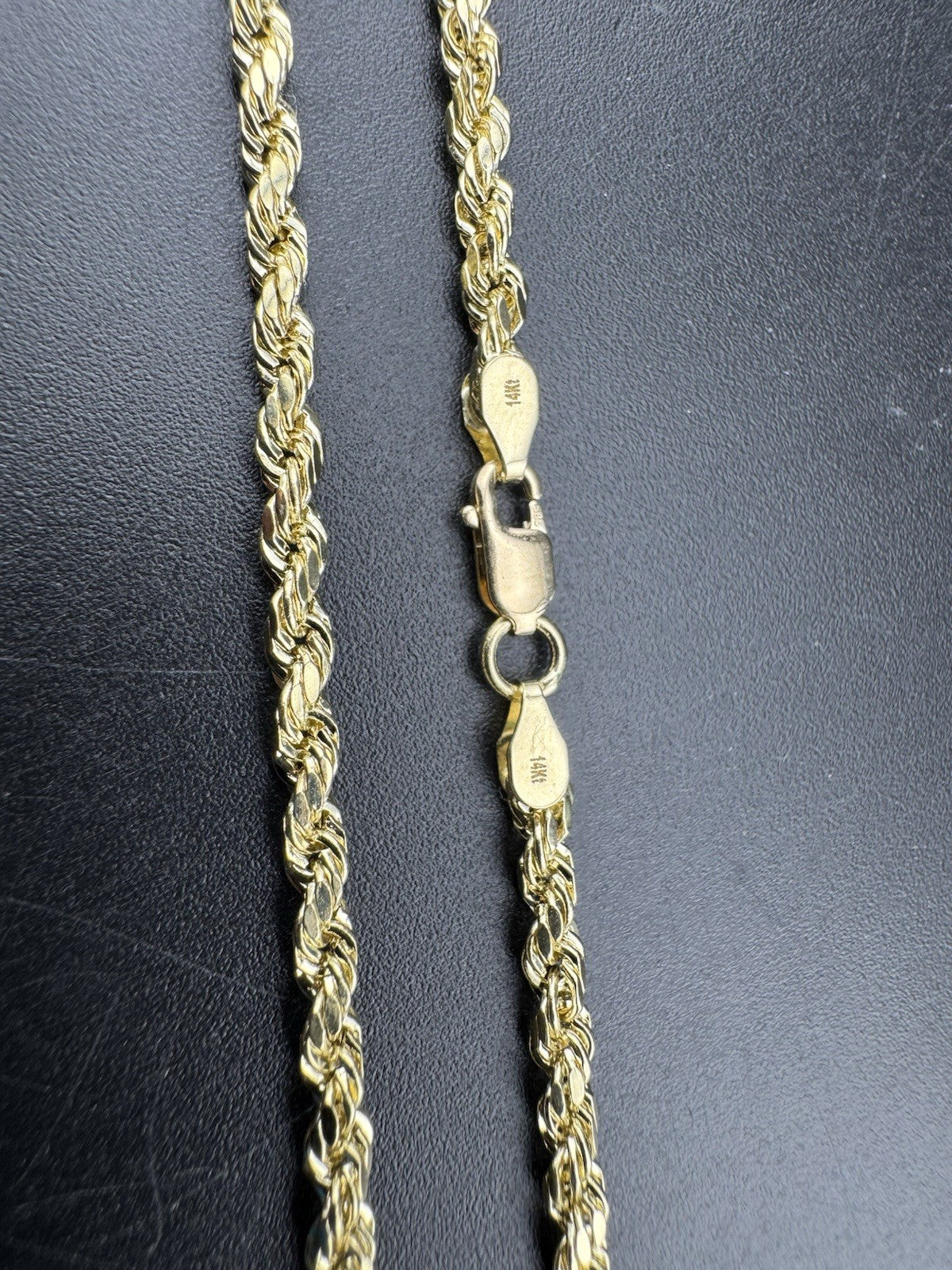 14K Yellow Gold Rope Chain Necklace 22in 2.57mm 5.3 Gram Classic Elegant Style *