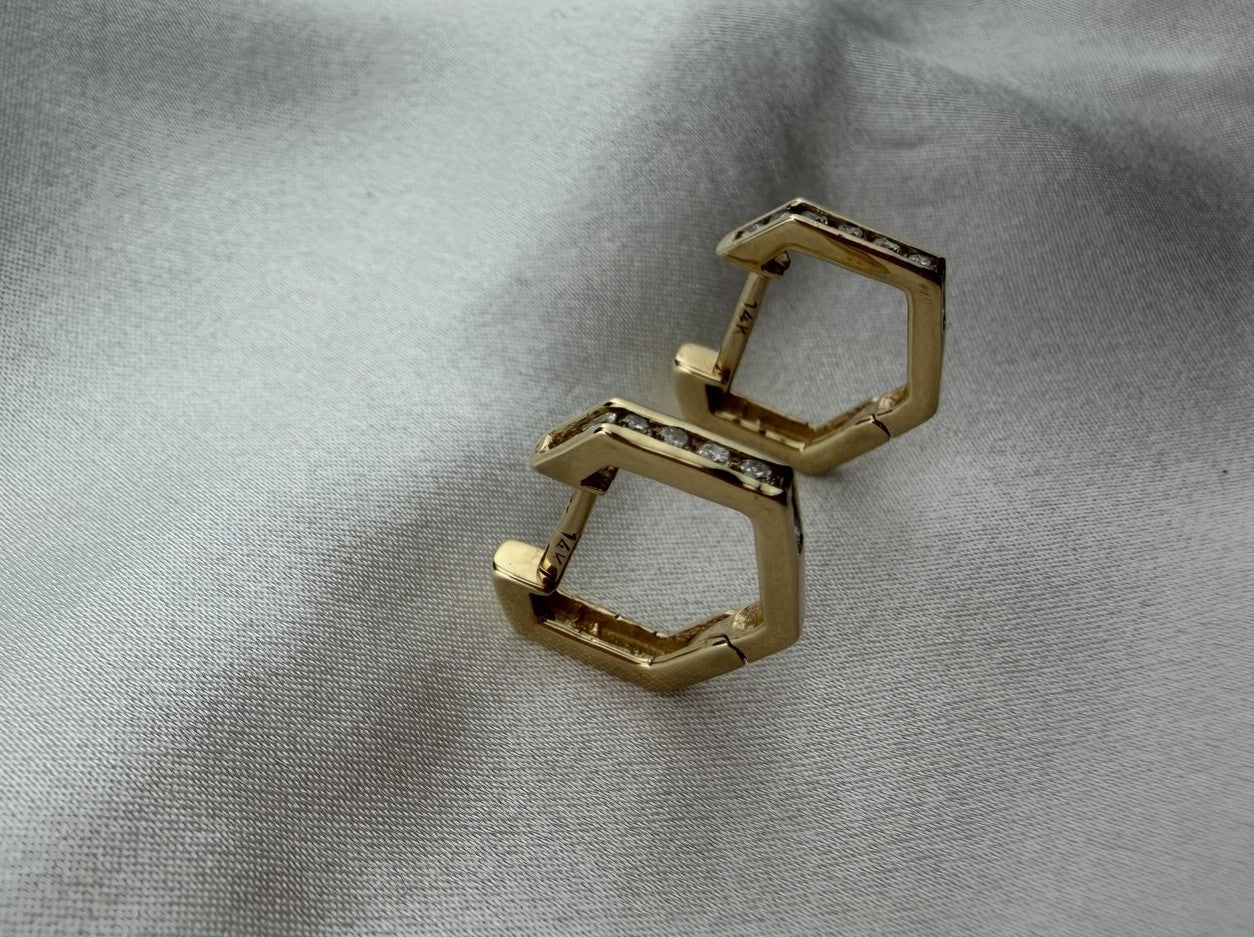 14K Yellow Gold Diamond Geometric Huggie Earrings 2.25 Grams Hinged 13.26x2.47mm