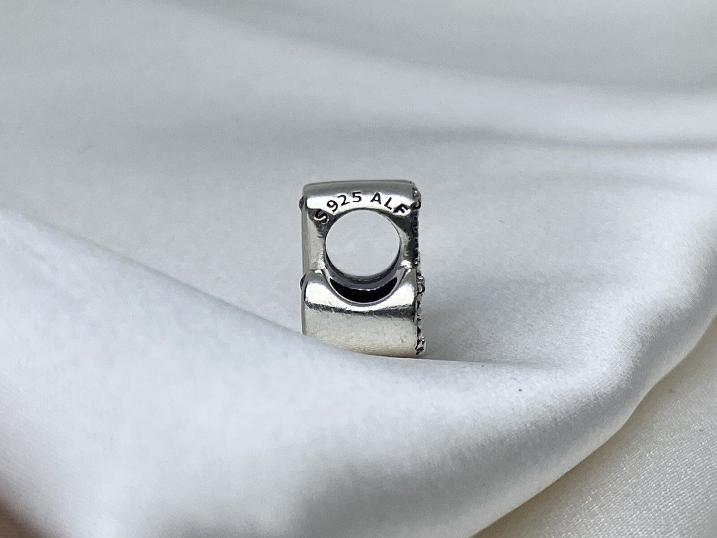 Abalorio Zodíaco Capricornio Pandora Plata de Ley 925 Circonita Cúbica Brillante