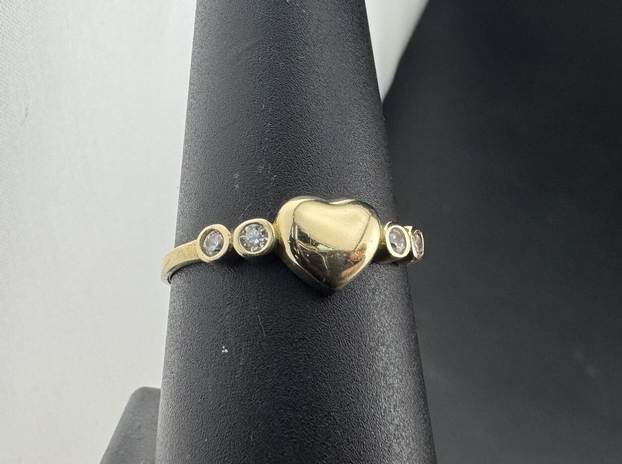 14K Yellow Gold Heart Claddagh Ring W Simulated Diamonds Stones – 2G, Sz 8.25