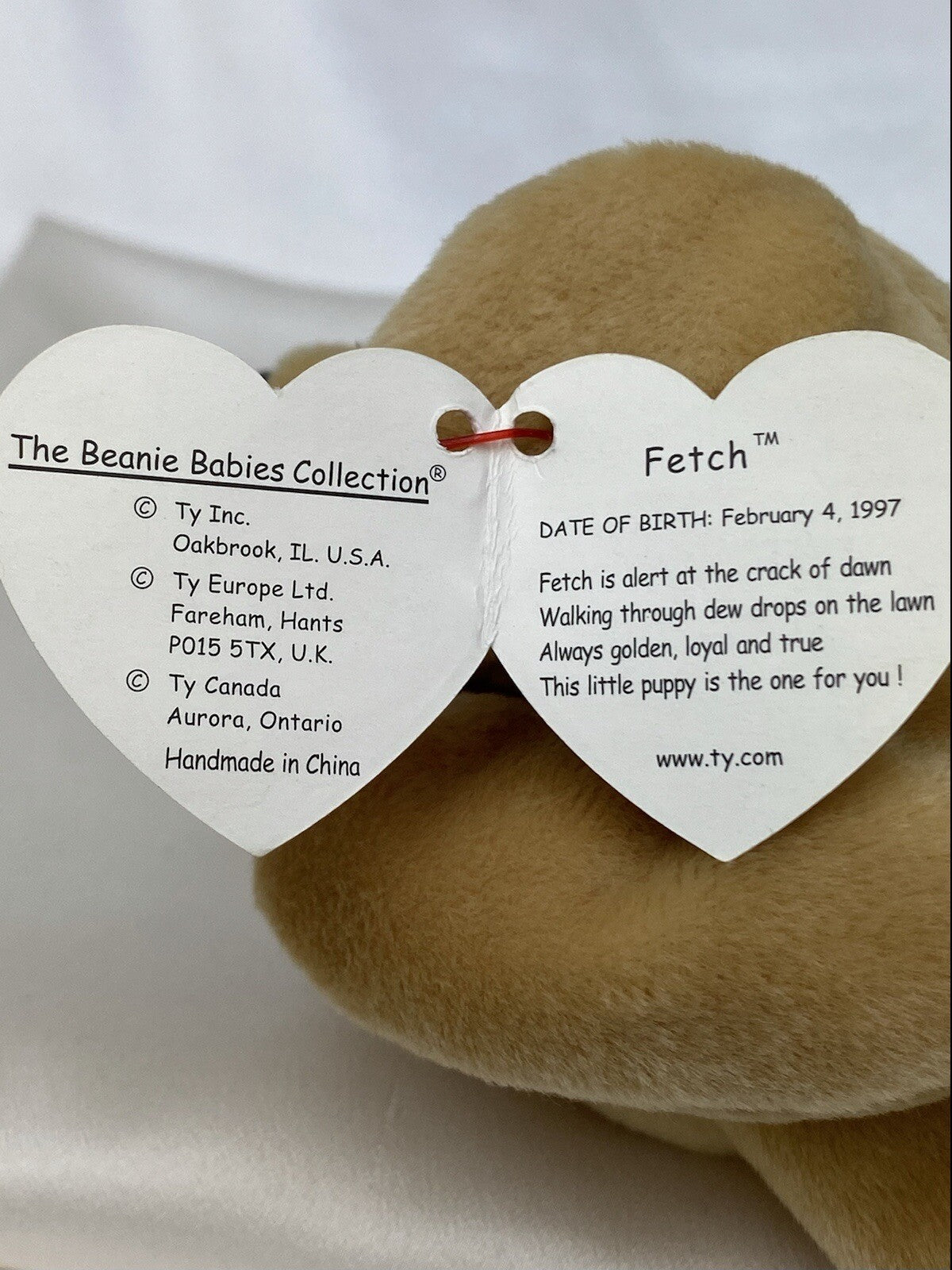 Raro Ty Beanie Baby Retirado Fetch The Dog 1997-1998 Menta P.E. W Múltiples Errores