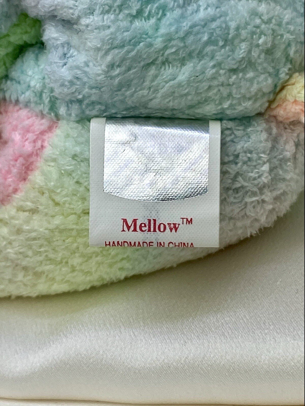 Rare Retired Ty Beanie Baby Mellow The Bear 2000 Mint P.E. Pellets With Errors