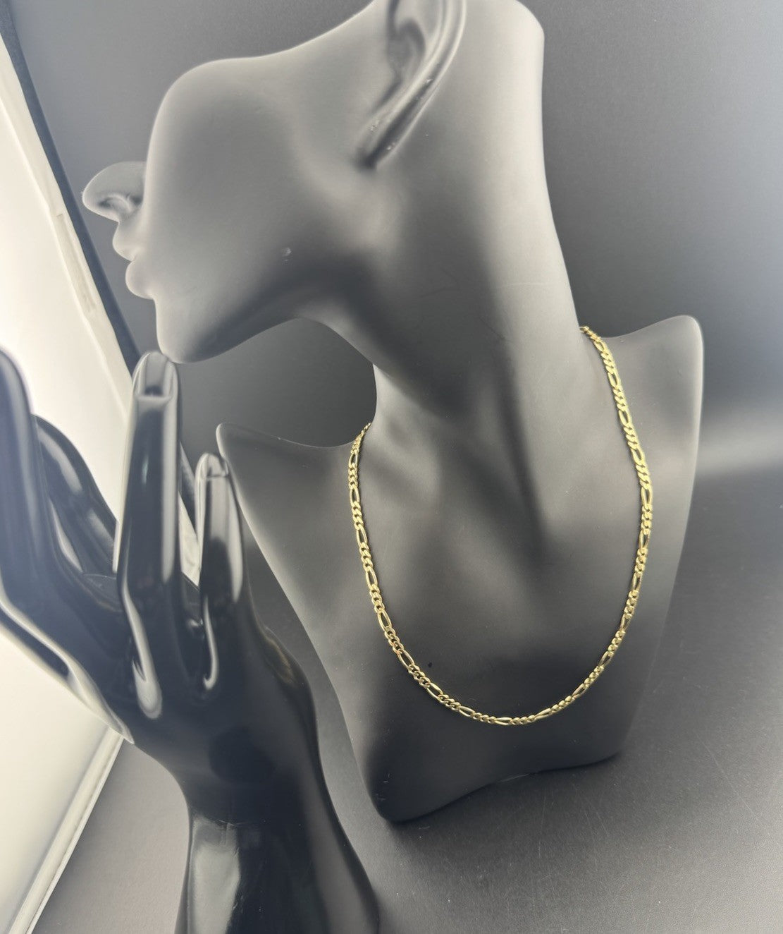 14K Yellow Gold Figaro Link Necklace Chain 16.5in 3.84mm 10.4 Gram Classic Style