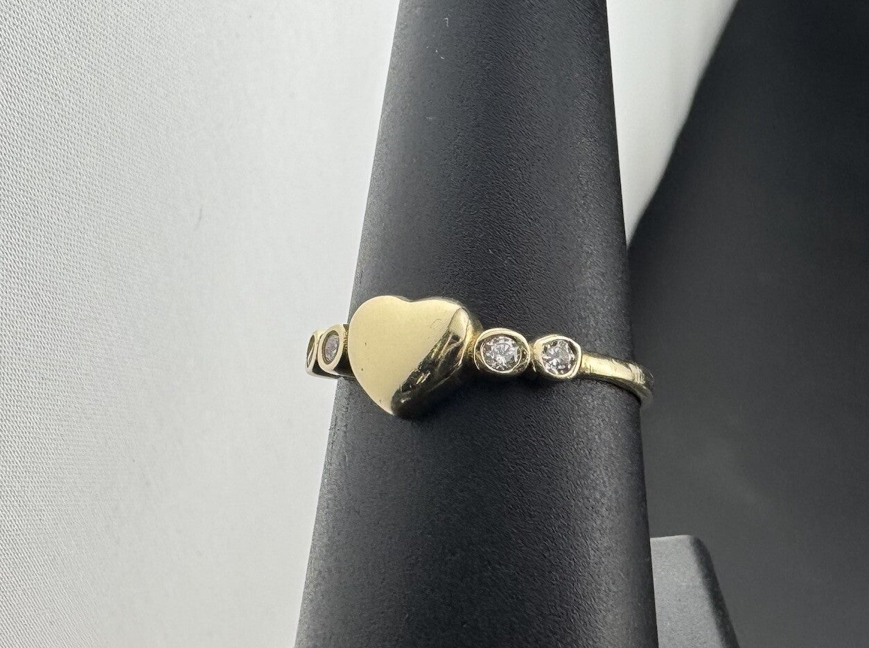 14K Yellow Gold Heart Claddagh Ring W Simulated Diamonds Stones – 2G, Sz 8.25