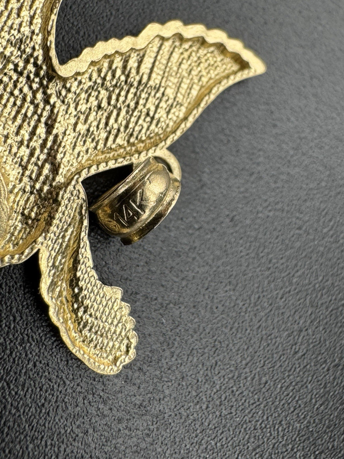 14K Yellow Gold 3D Flying Eagle Pendant 20.38x16mm 1.4 Gram Diamond Cut Textured
