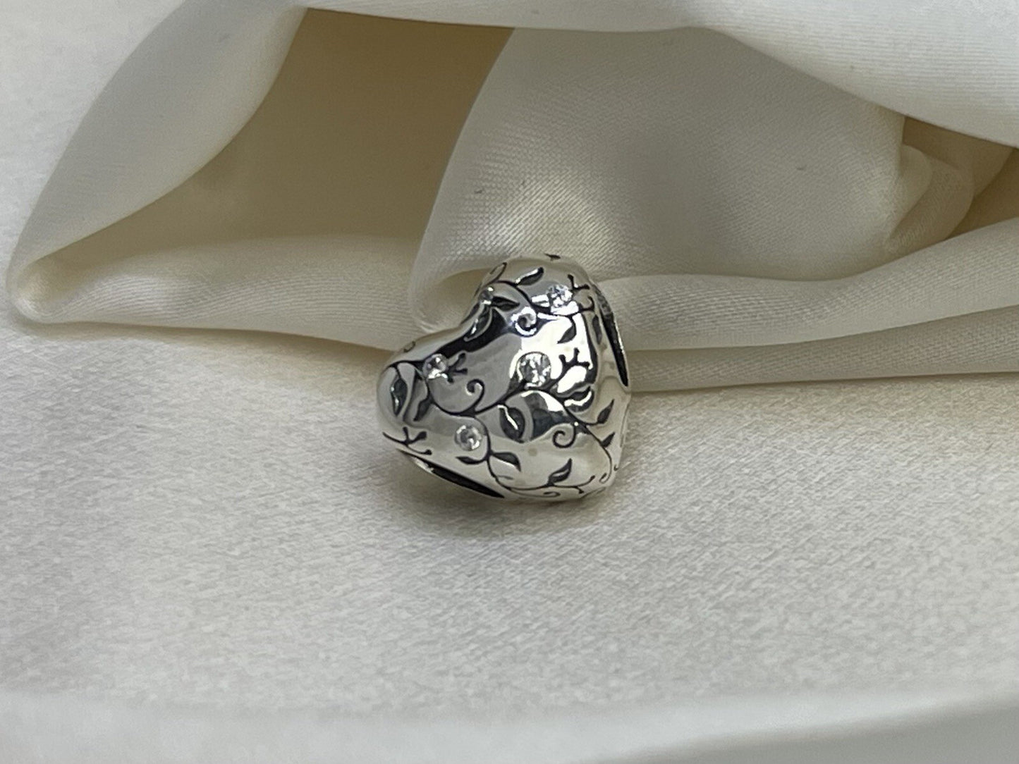 Sterling Silver 925 Cubic Zirconia Stone Flower Leaf Vine Heart Love Charm