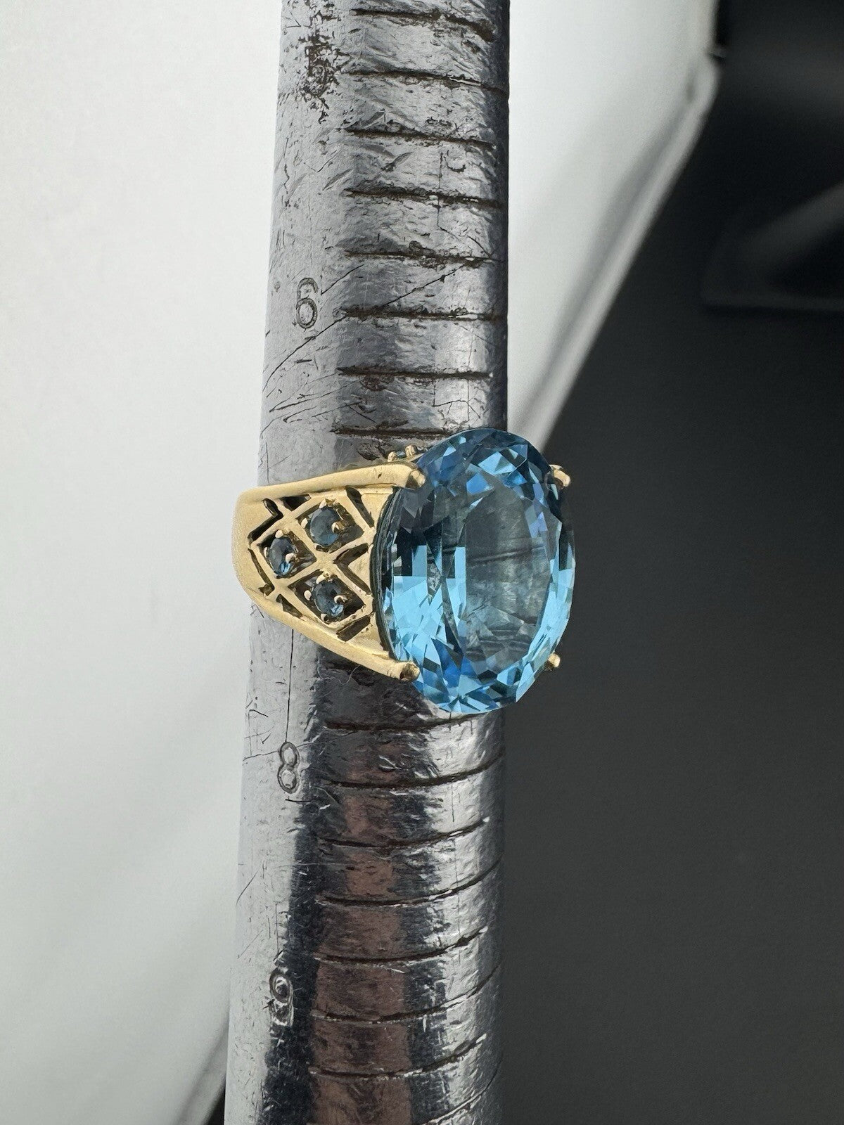 14K Gold Simulated Blue Topaz 16x13mm Cocktail Ring W Stones Sz 7, 7.4 Grams