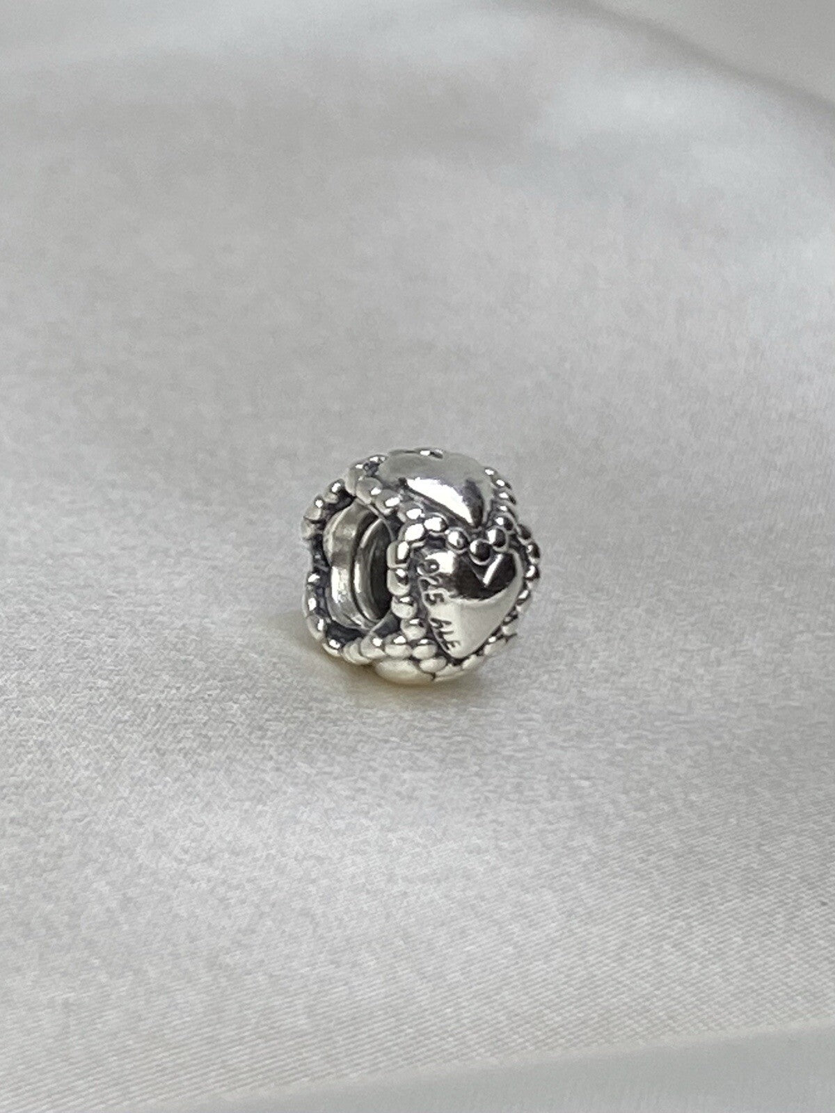 Pandora Sterling Silver 925 7.2mm Everlasting Hearts Bead European Charm 790448