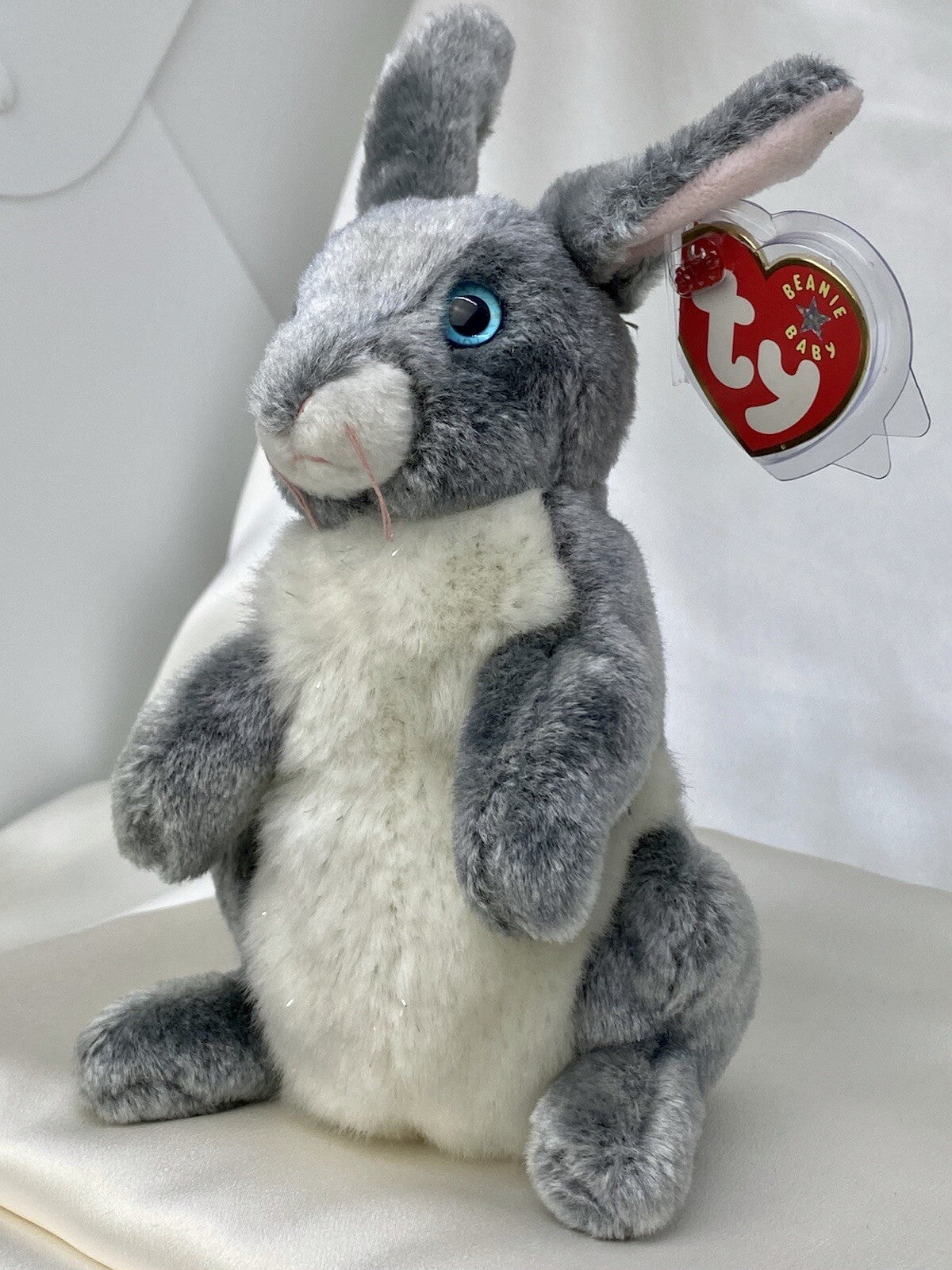Rare Retired Ty Beanie Baby Hopper The Bunny 2000 Mint P.E. Pellets With Errors