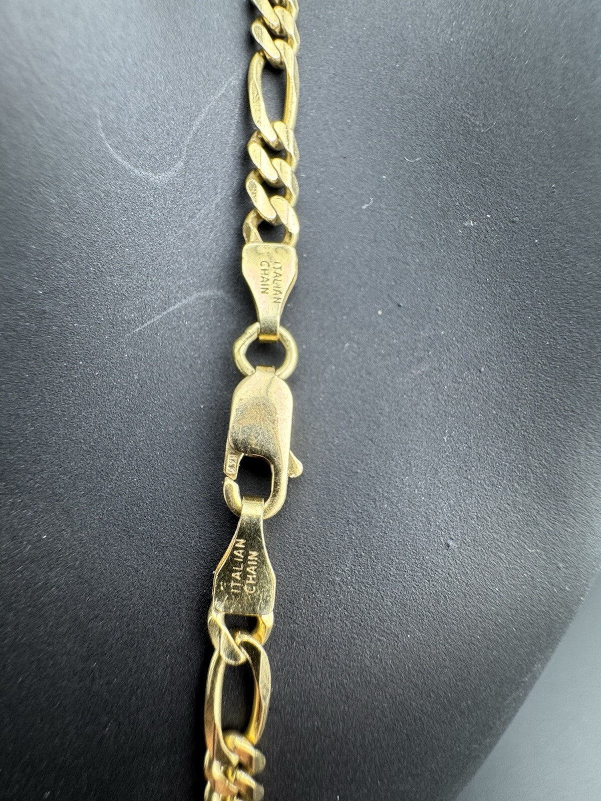 14K Yellow Gold Figaro Link Necklace Chain 16.5in 3.84mm 10.4 Gram Classic Style