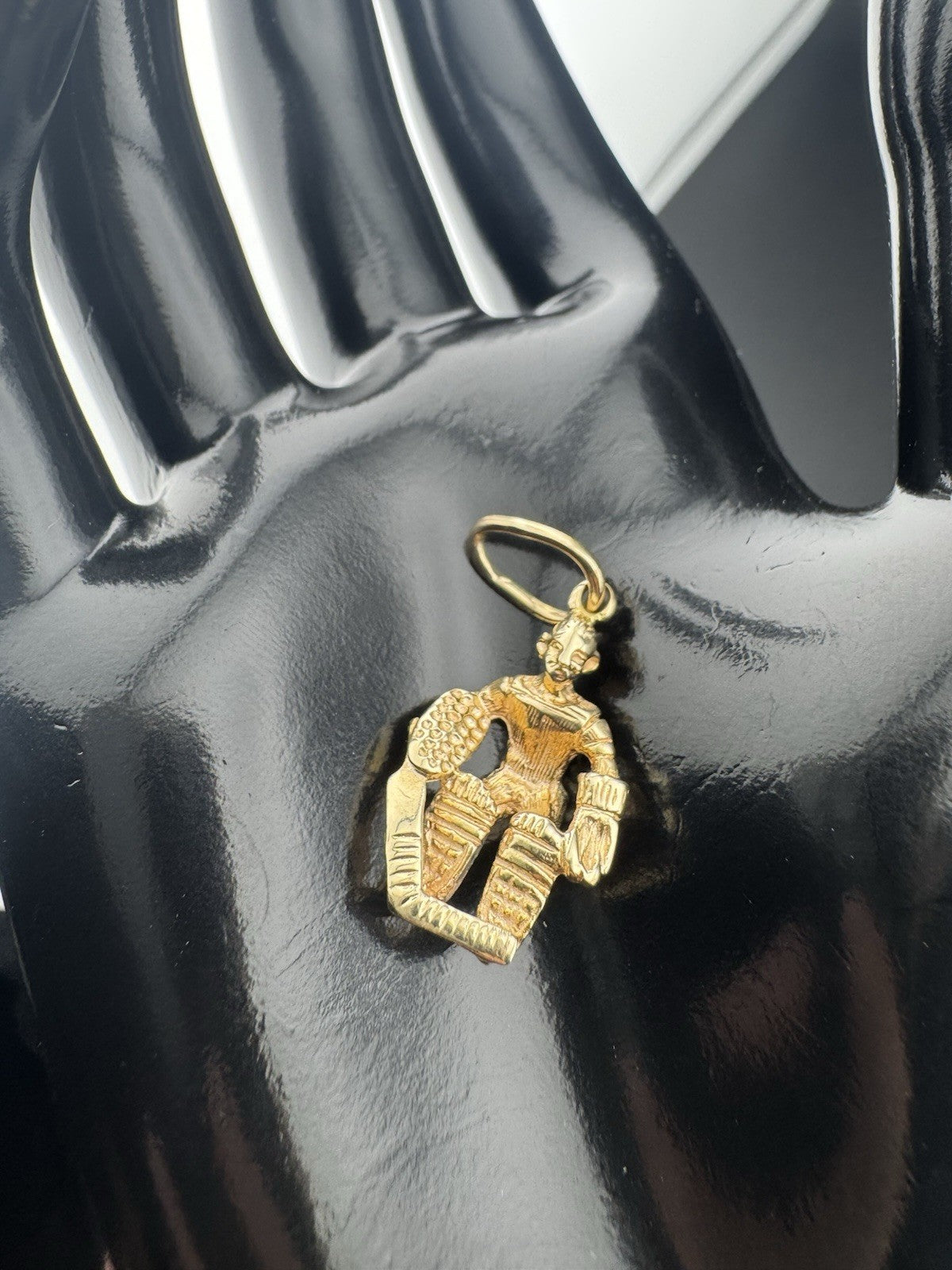 14K Solid Gold Hockey Player Charm Pendant 4.4 Grams 23x14mm Stick Sports Gift