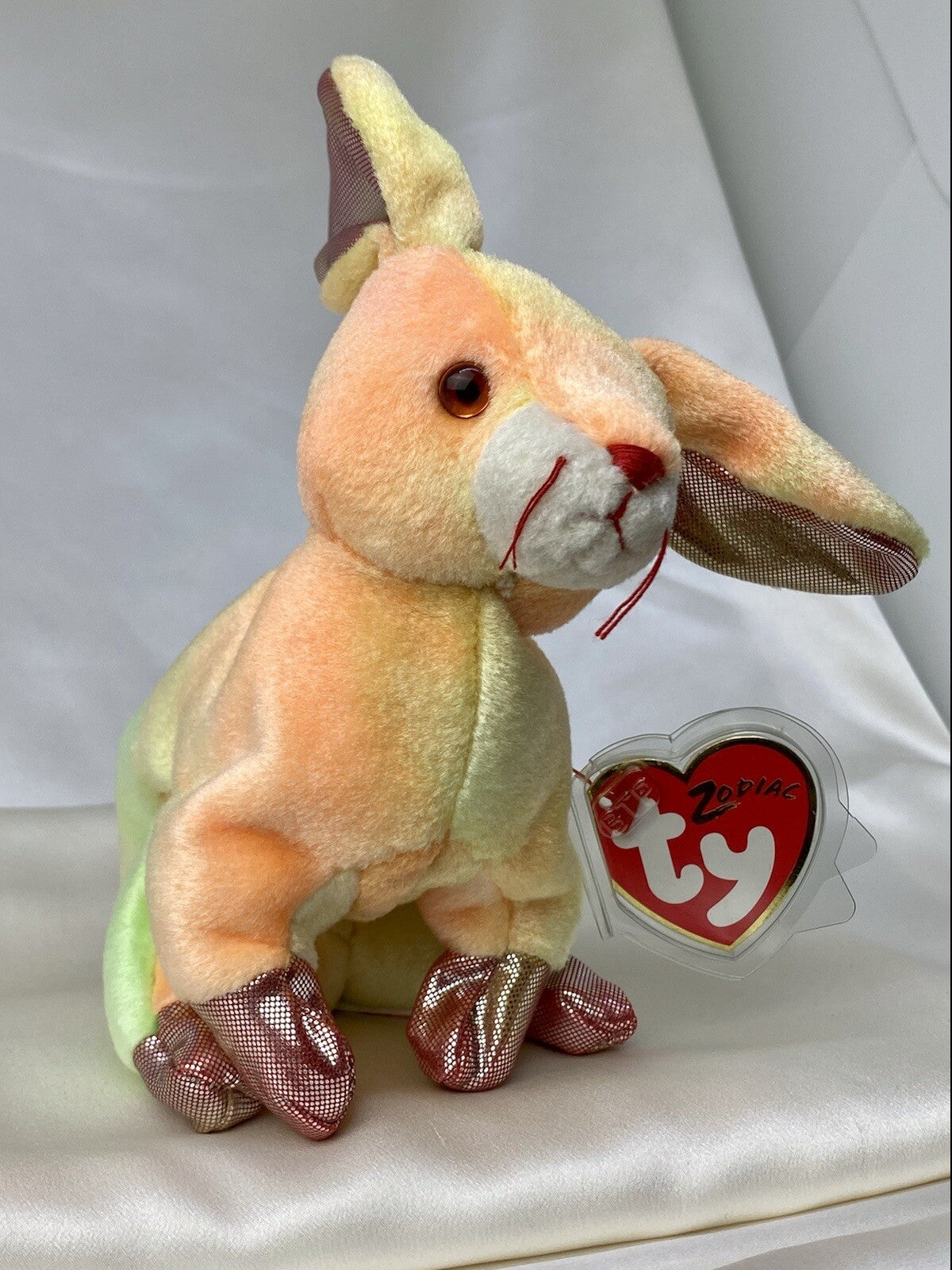 Conejo Beanie Baby Ty Retirado Raro Horóscopo El Conejo 2000 Menta P.E. Con Errores