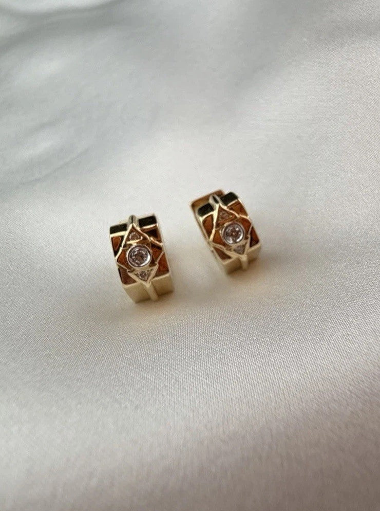 14K Yellow Gold Diamond Geometric Huggie Earrings 5.7 Grams Hinged 13.13x6.59mm