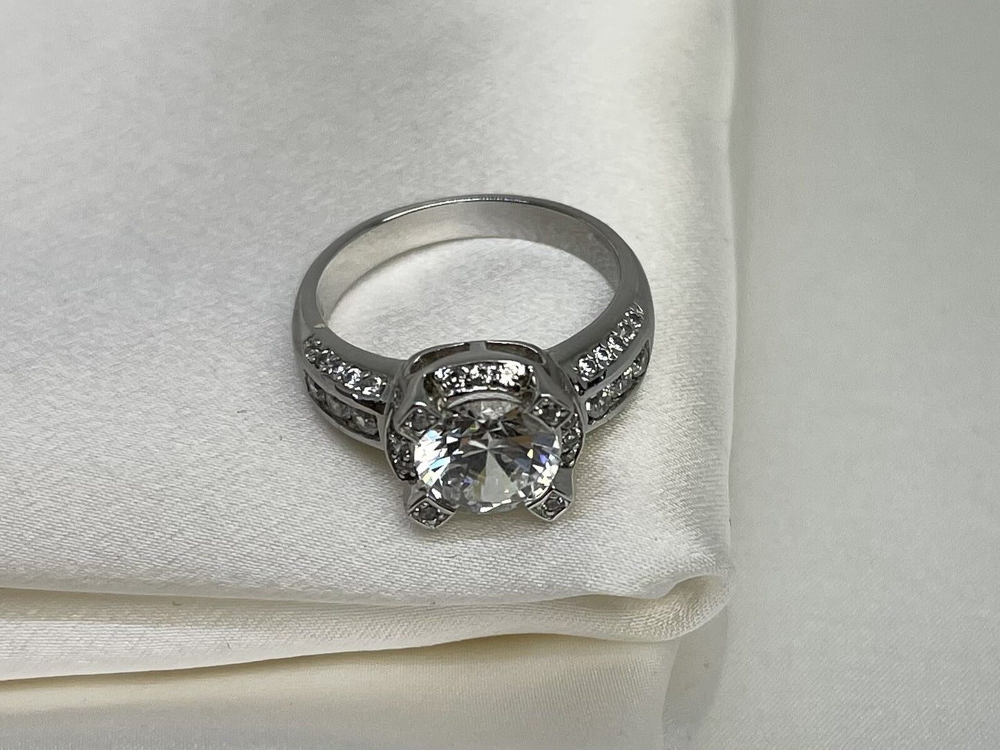 Round Cut Engagement Cubic Zirconia Ring Rhodium Plated Sterling Silver 925