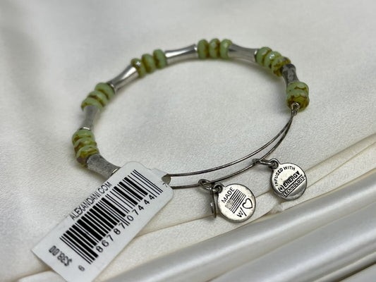 Pulsera brazalete Alex and Ani Green Glade Mantis Rafaelian Silver Wrap