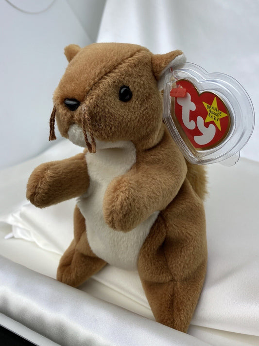 Rare Retired Ty Beanie Baby Nuts The Squirrel 1996 Mint P.V.C. Pellets W Errors
