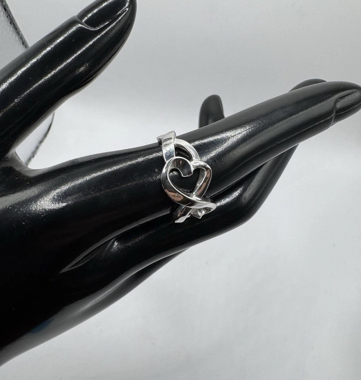 Tiffany & Co. Paloma Picasso Loving Heart Infinity Ring Sterling Silver 925 Sz 7