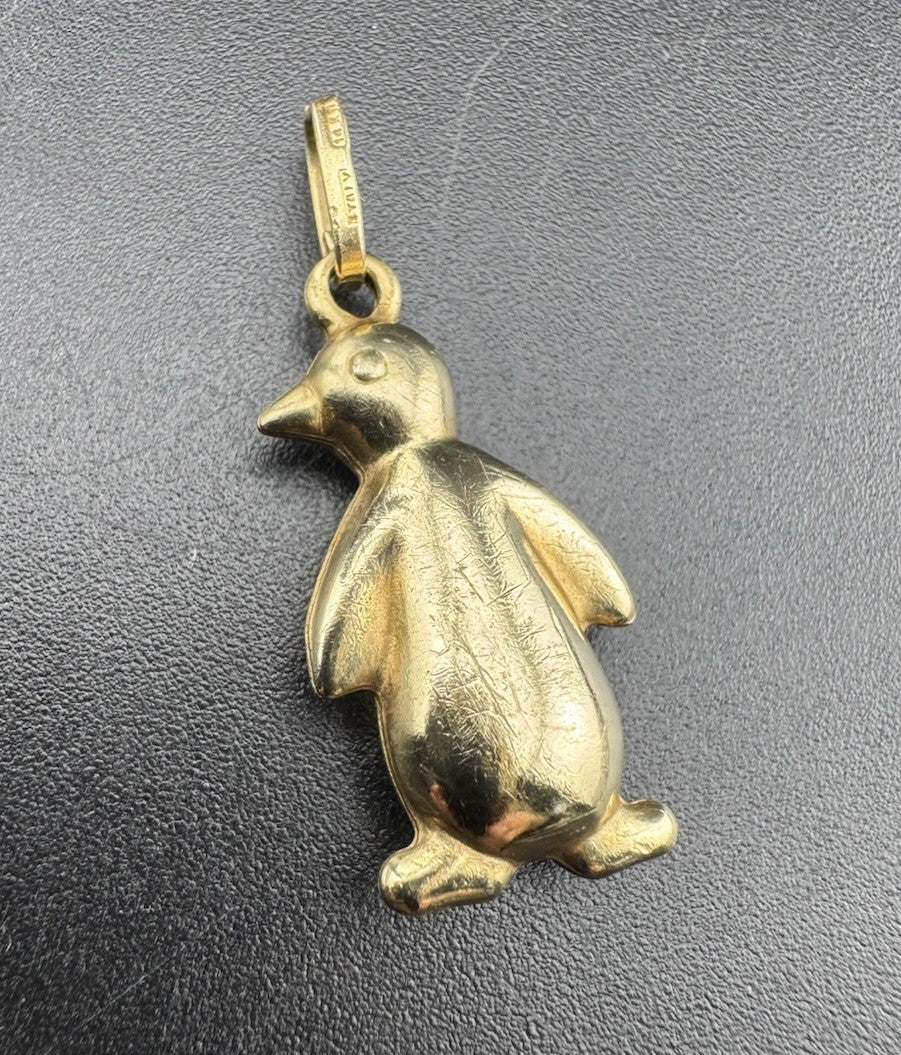 Vintage 14K Yellow Gold 3D Penguin Pendant Charm 2 Grams 11x24mm Made In Italy