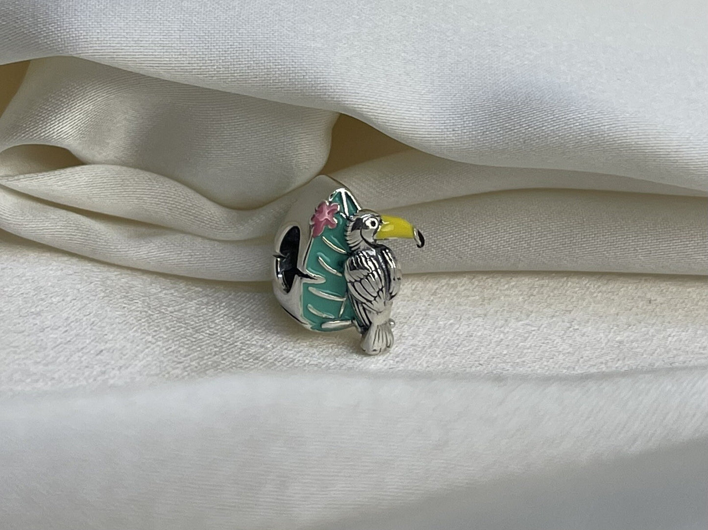 Sterling Silver 925 Enamel Vibrant Jungle Toucan Bird On Flower Tropical Charm