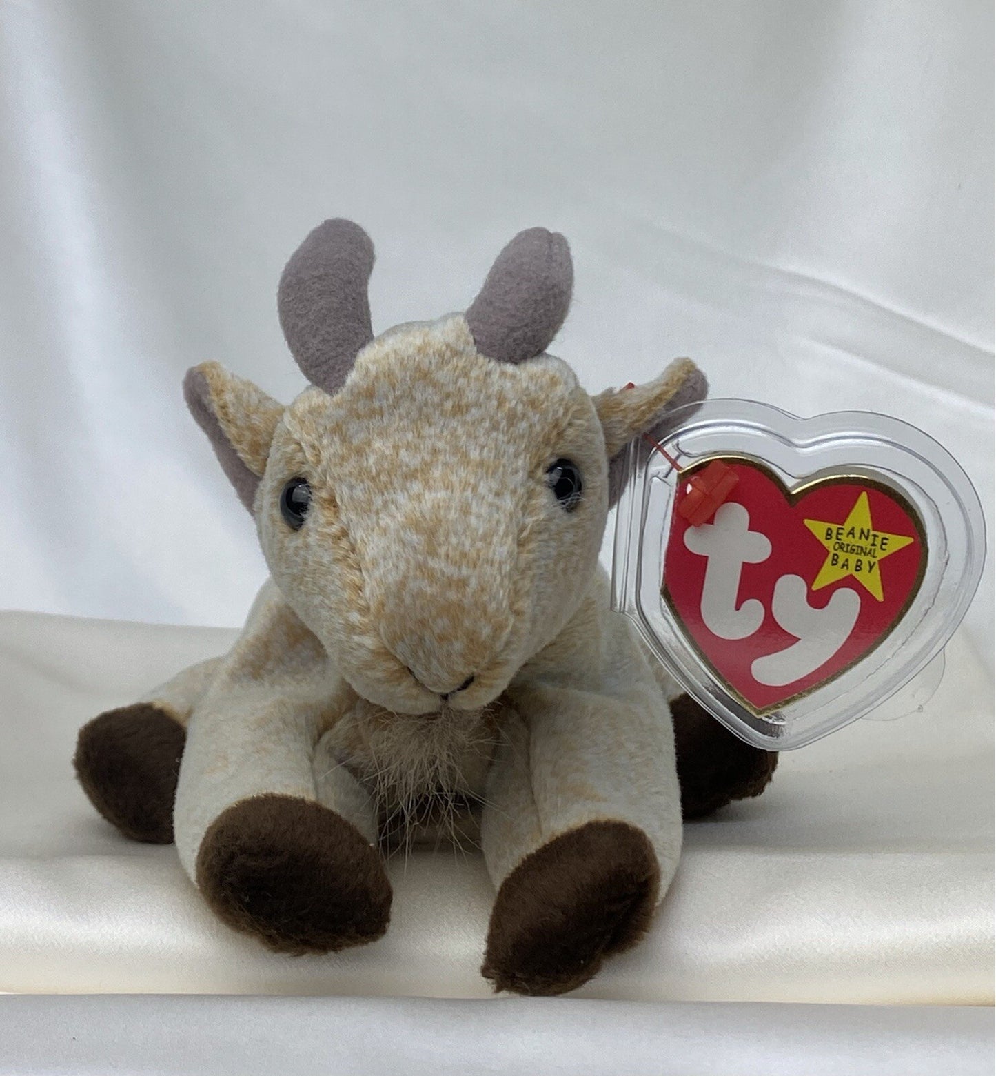 Rare Retired Ty Beanie Baby Goatee The Goat 1998 -1999 Mint P.E. Multiple Errors