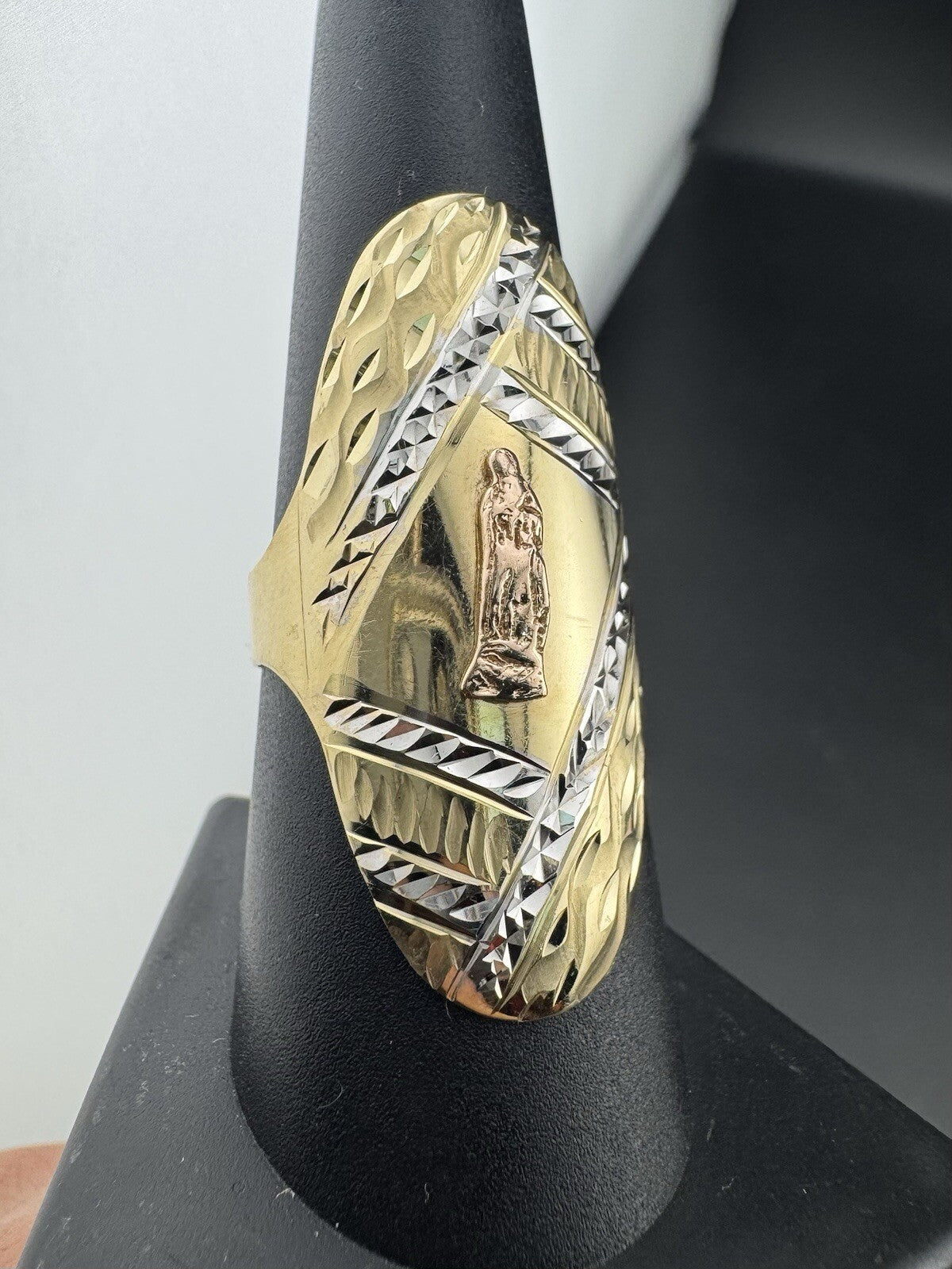 14K Tri-Color Gold Mother Mary Ring – Size 8.5, 37.16mm Width, 3.9 Grams