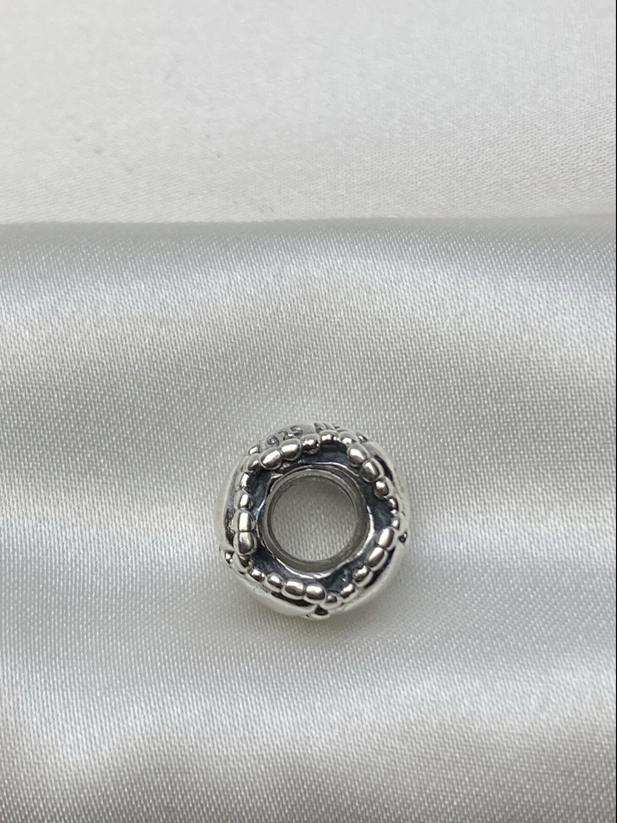 Pandora Sterling Silver 925 7.2mm Everlasting Hearts Bead European Charm 790448