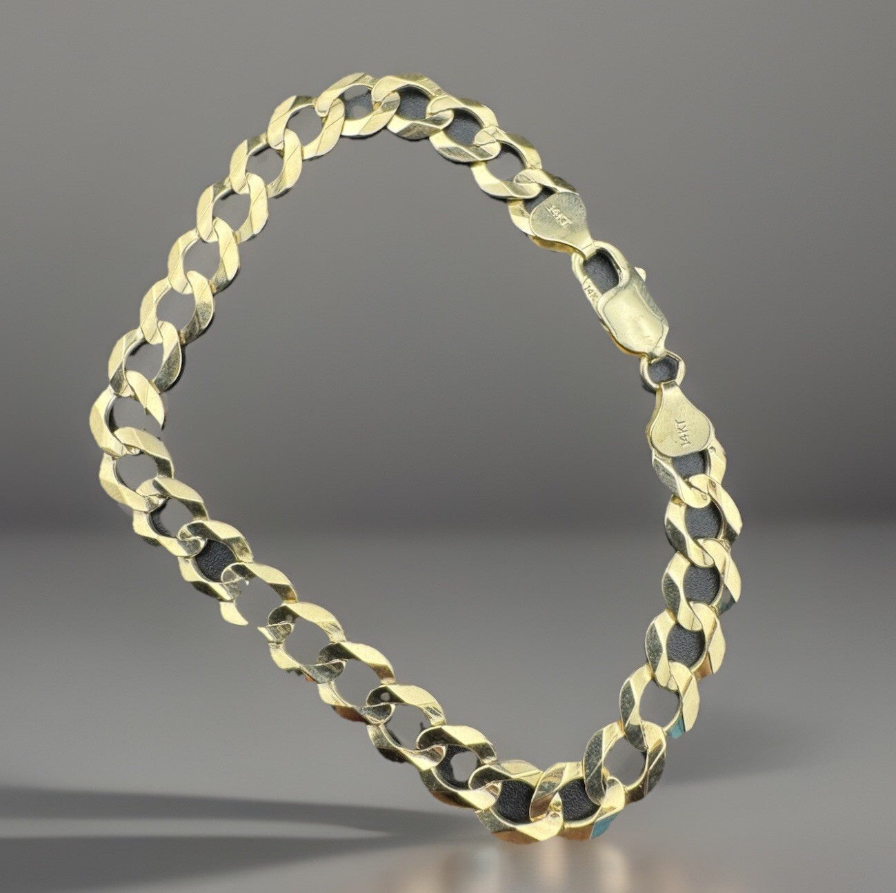 Pulsera de cadena de eslabones cubanos de oro amarillo de 14 quilates de 8,5 pulgadas y 8,26 mm 12,5 gramos clásica atrevida