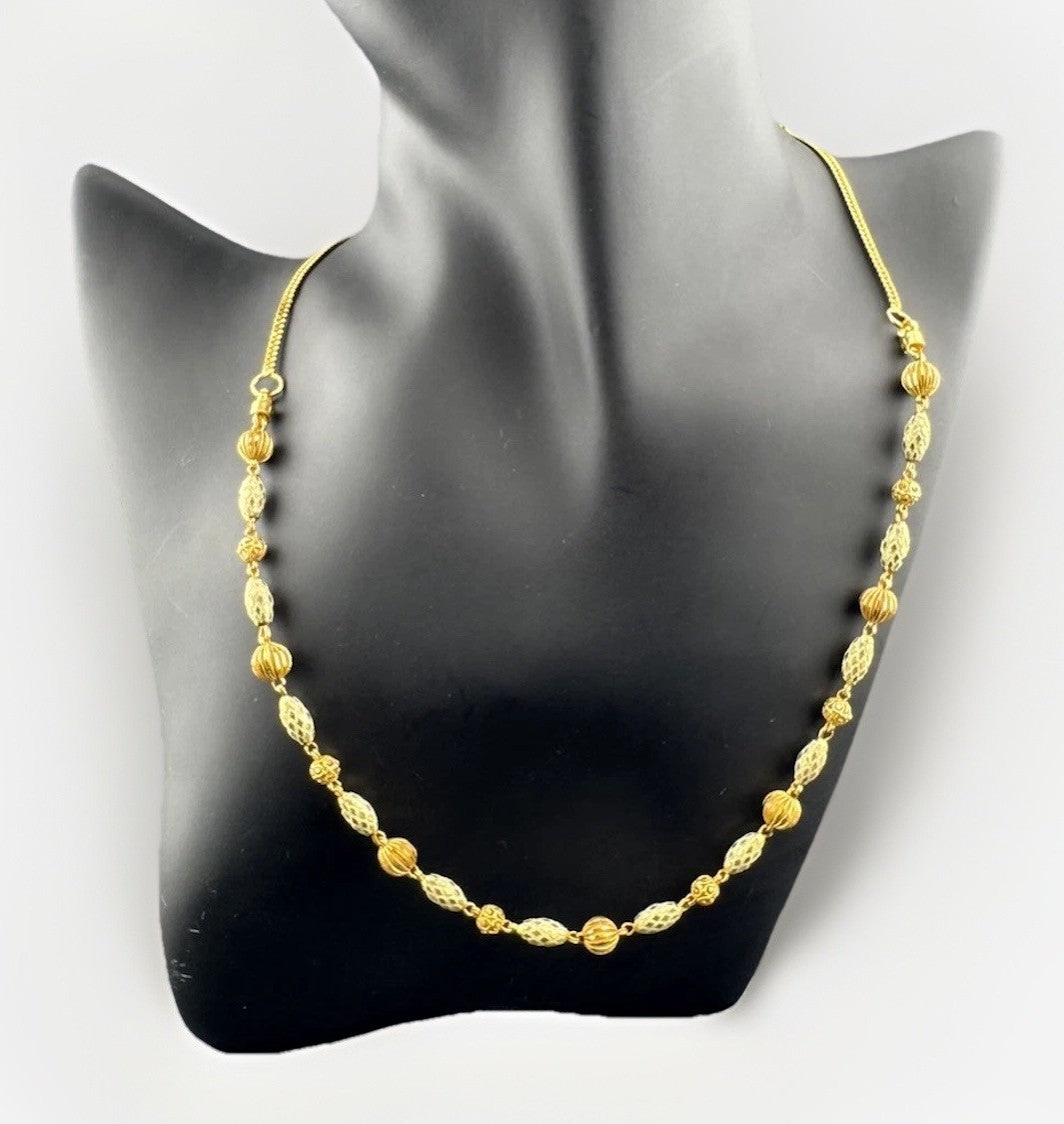 Vintage 22K Yellow Gold Beaded Necklace 5.83mm 17.5 Inch 17.8G Victorian Charms