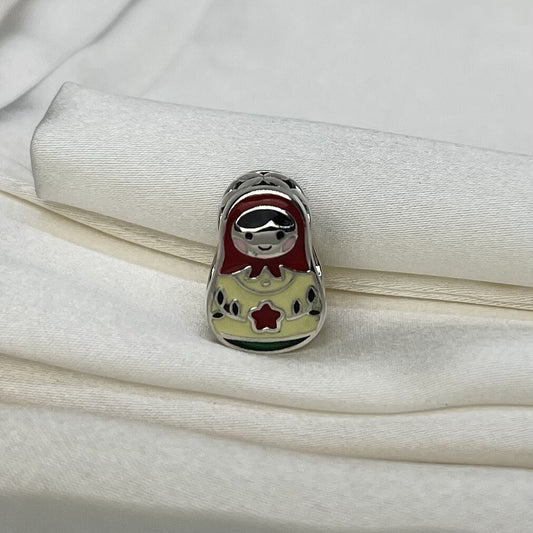 Abalorio de plata de ley 925 con diseño de personaje de muñeca matrioska apilable esmaltada europea