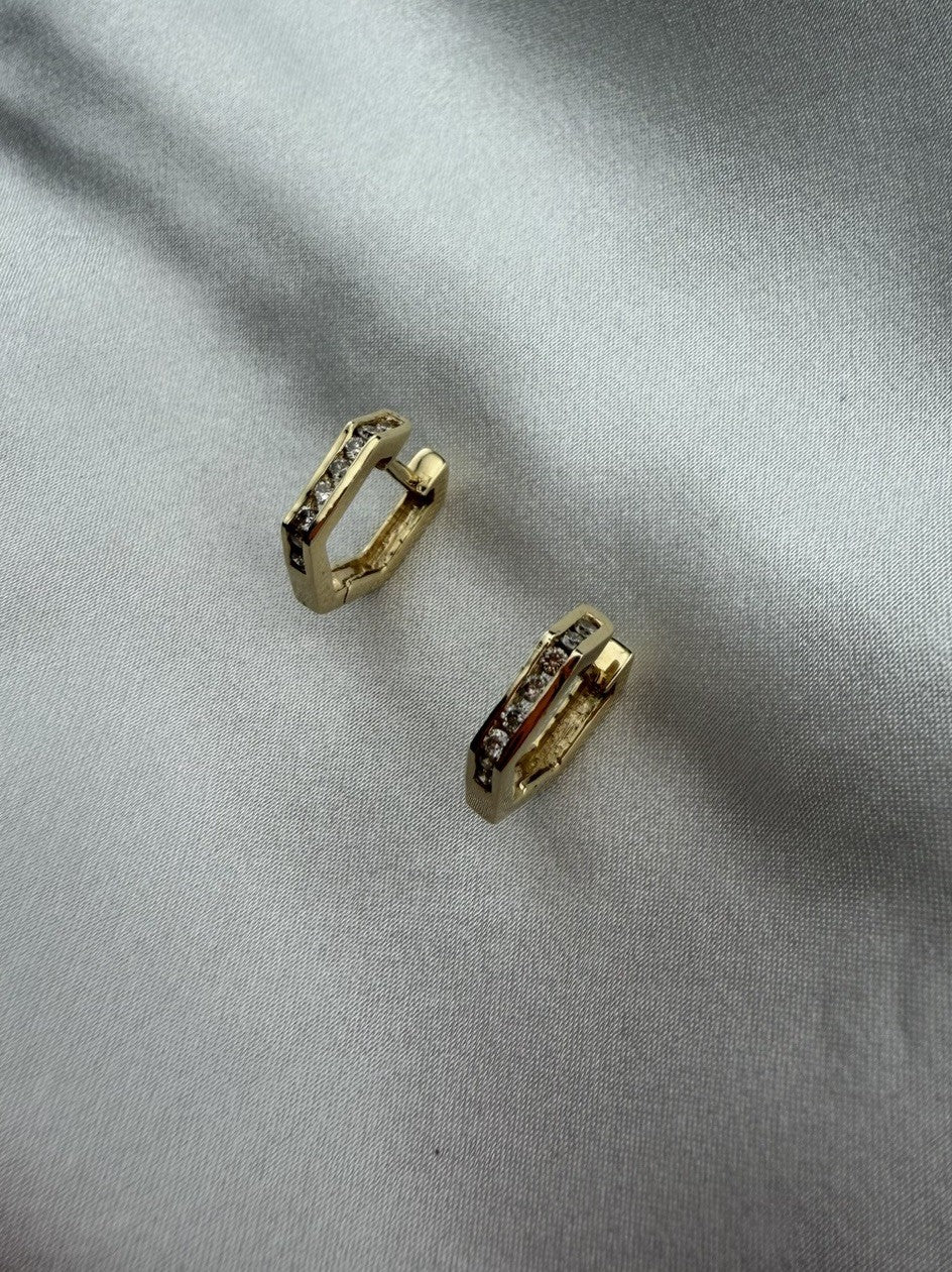 14K Yellow Gold Diamond Geometric Huggie Earrings 2.25 Grams Hinged 13.26x2.47mm