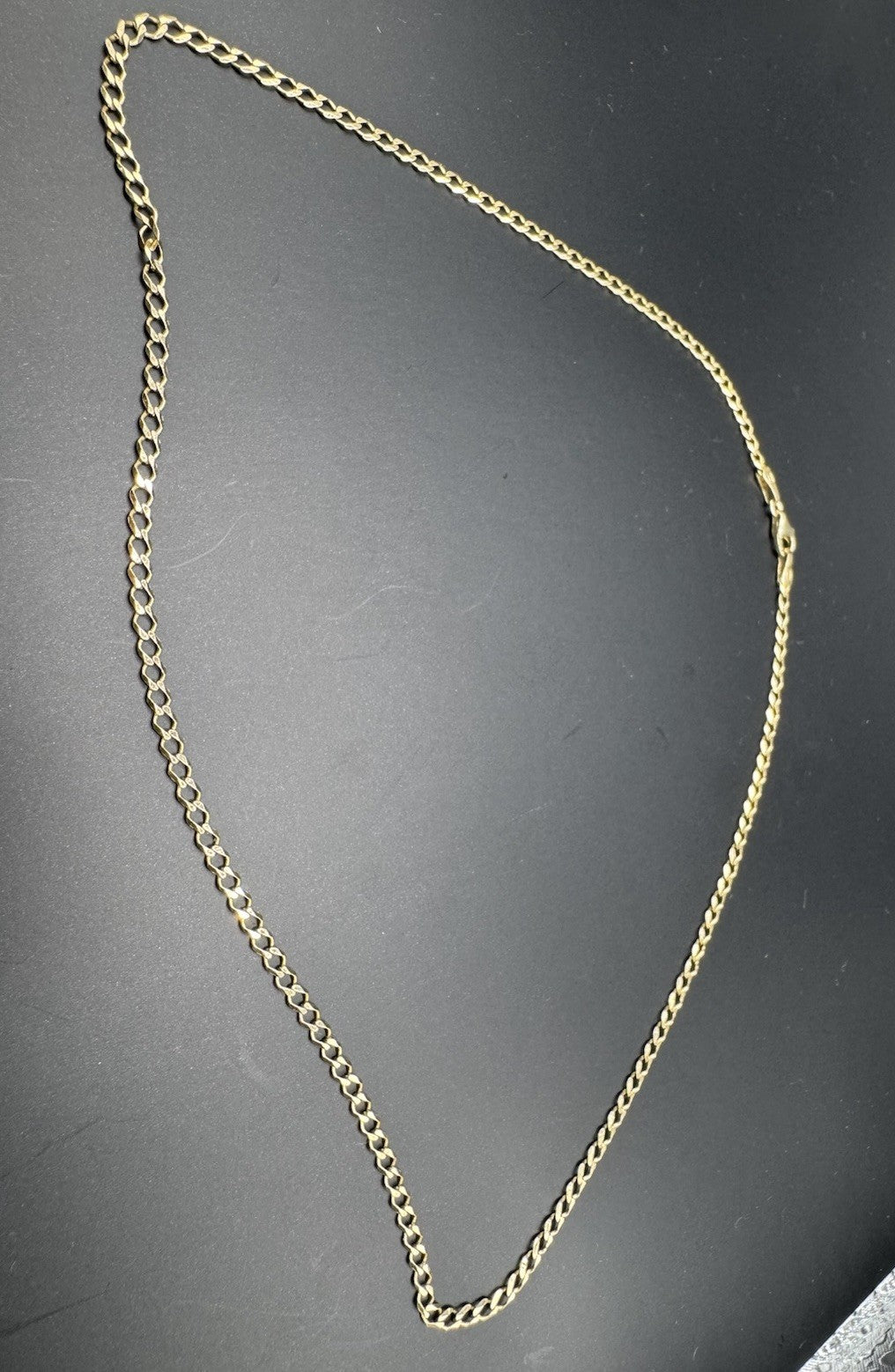 Cadena de eslabones cubanos abierta de oro amarillo de 14K 2.54mm 16.5in 4 gramos hecha en Italia